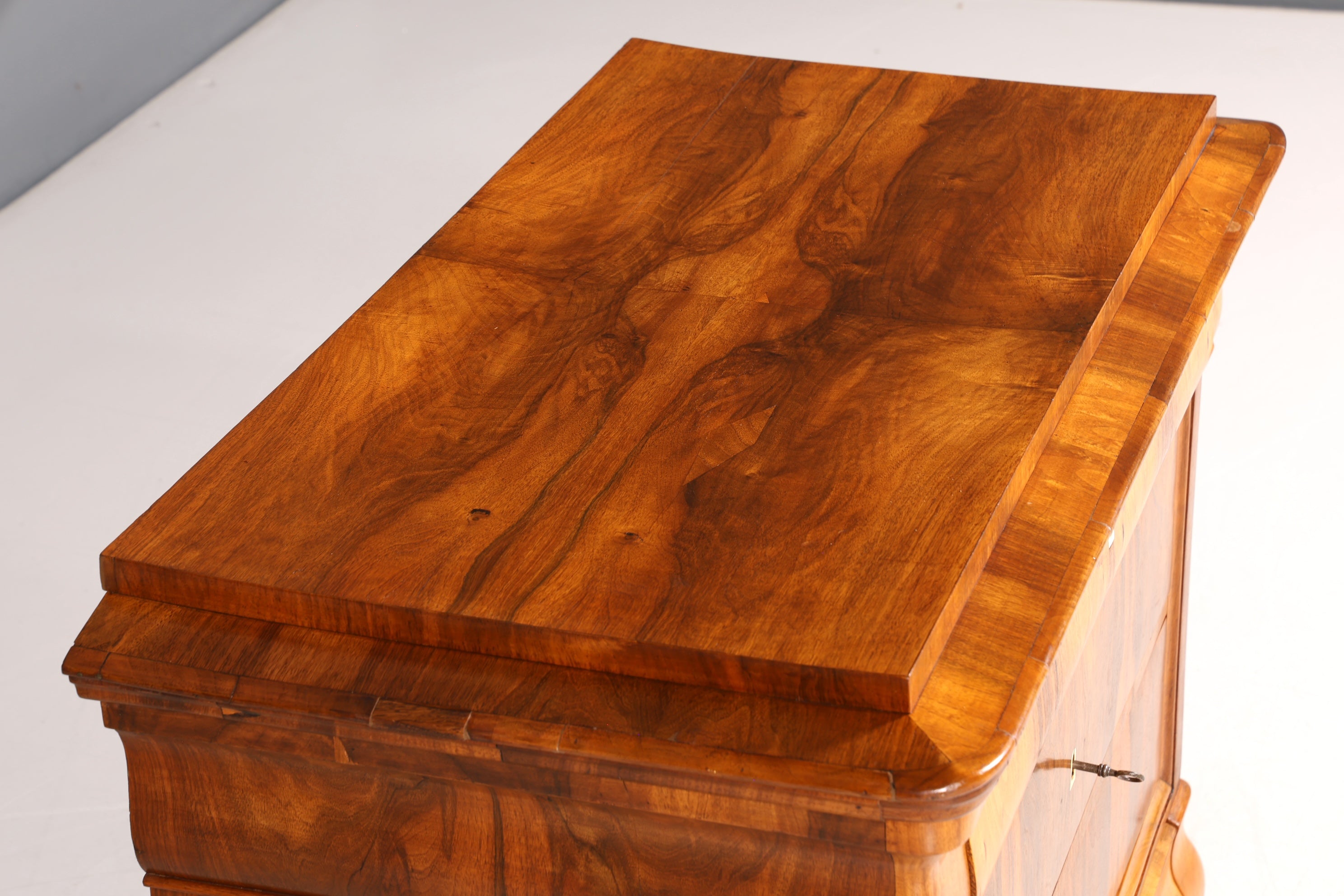 Stilvolle Original Biedermeier Kommode um 1860 Antik Schrank Schubladenkommode Wäschekommode