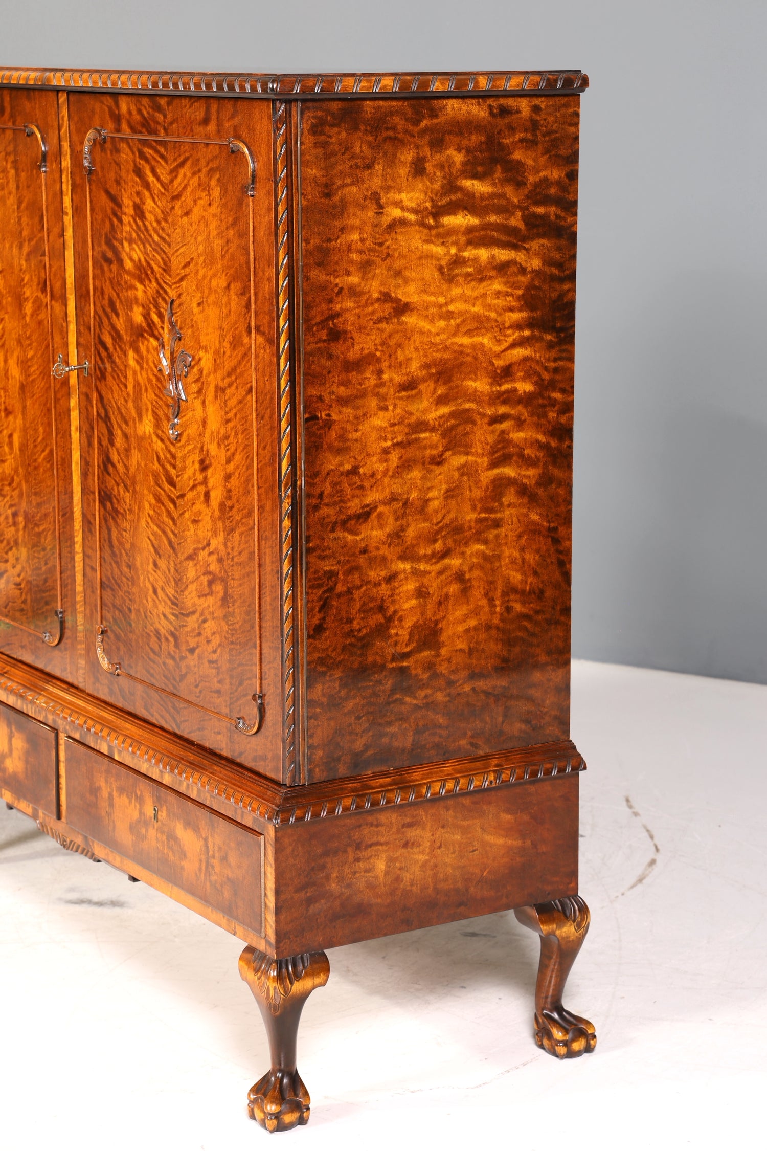 Traumhafter Chippendale Schrank Barock Stil Vertiko Highboard Antik 50s 60s Kommode