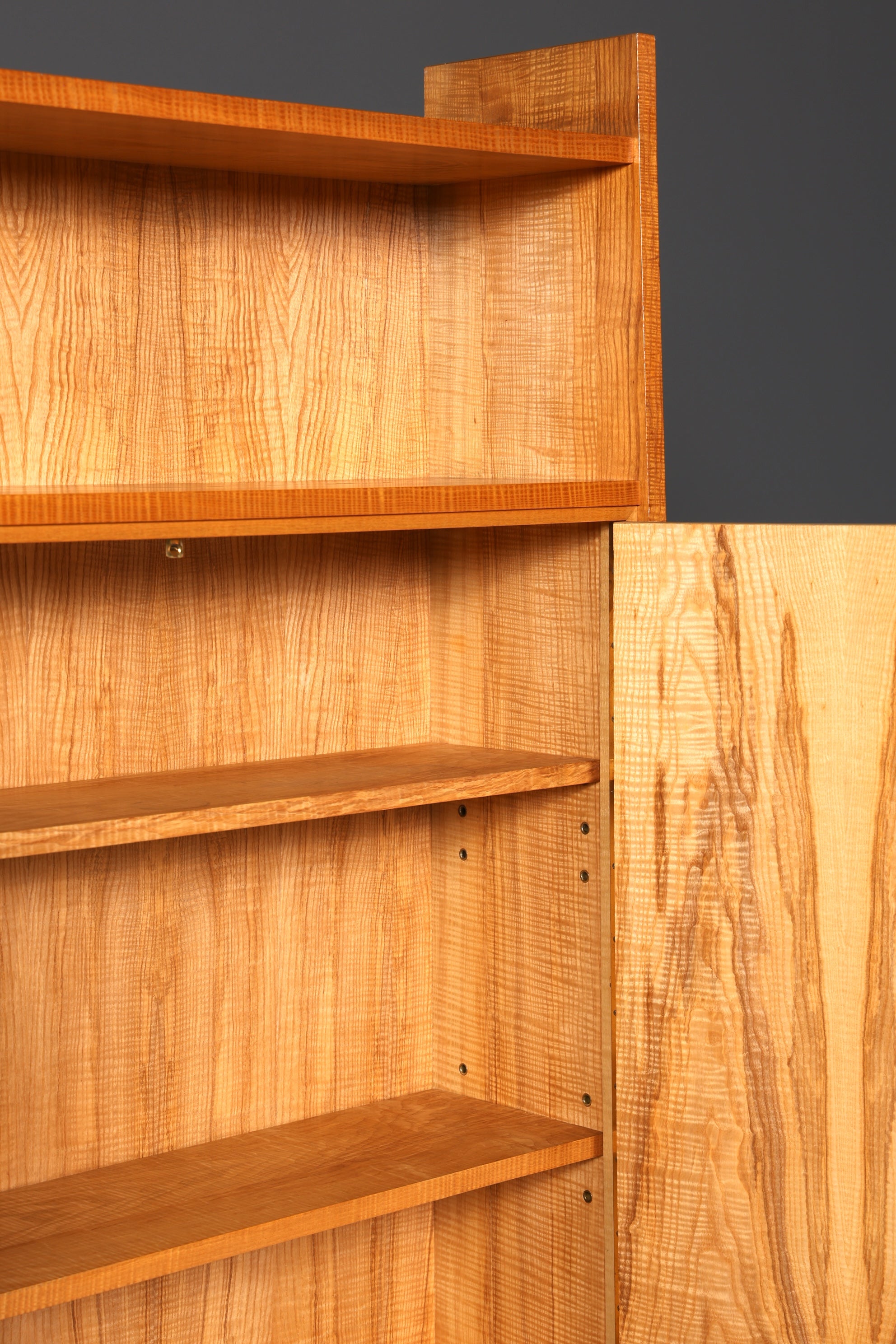 Wunderschöner XXL Mid Century Schrank Bücherregal Vintage Regal Bibliothek Vitrine Holz Bookshelf