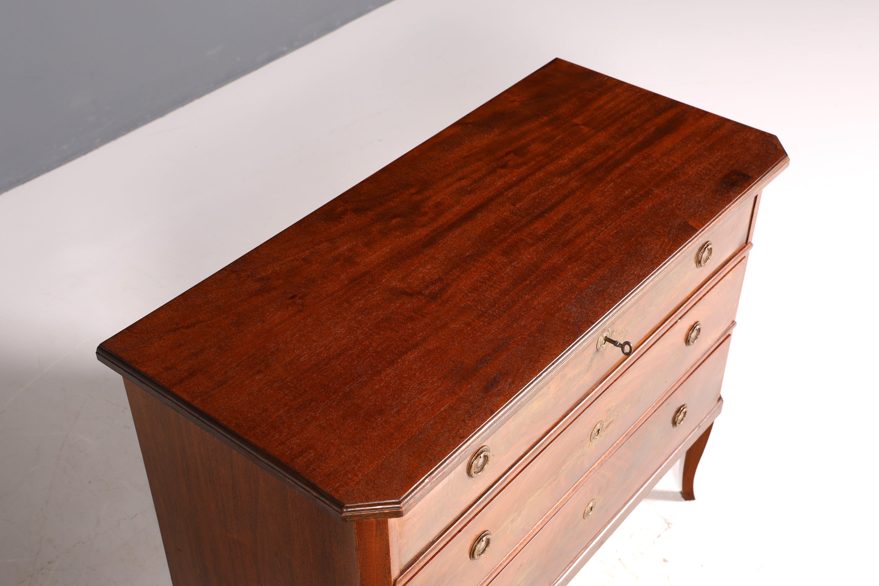 Wunderschöne Kommode im Gustavianischen Stil echt Holz Schubladenkommode Englisch Wäschekommode