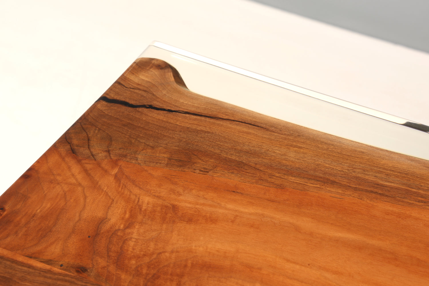 Einzigartiger Epoxidharz Tisch 258-90cm massiv Holz Nussbaum Esszimmer Tisch River Table Küchentisch Esstisch