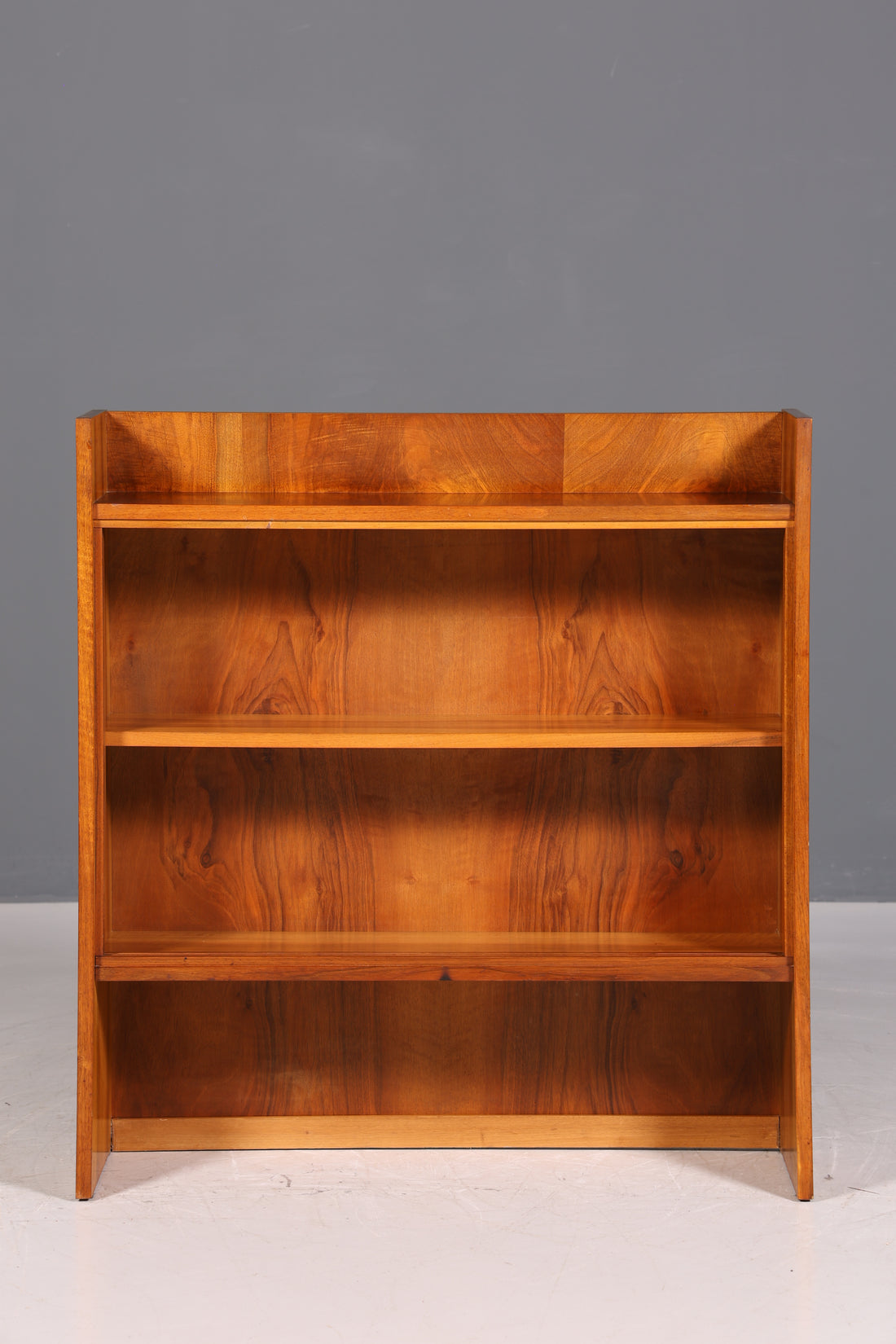 Wunderschönes Mid Century Regal Vintage Bücherregal Retro Standregal 60s Buchablage 1 von 2