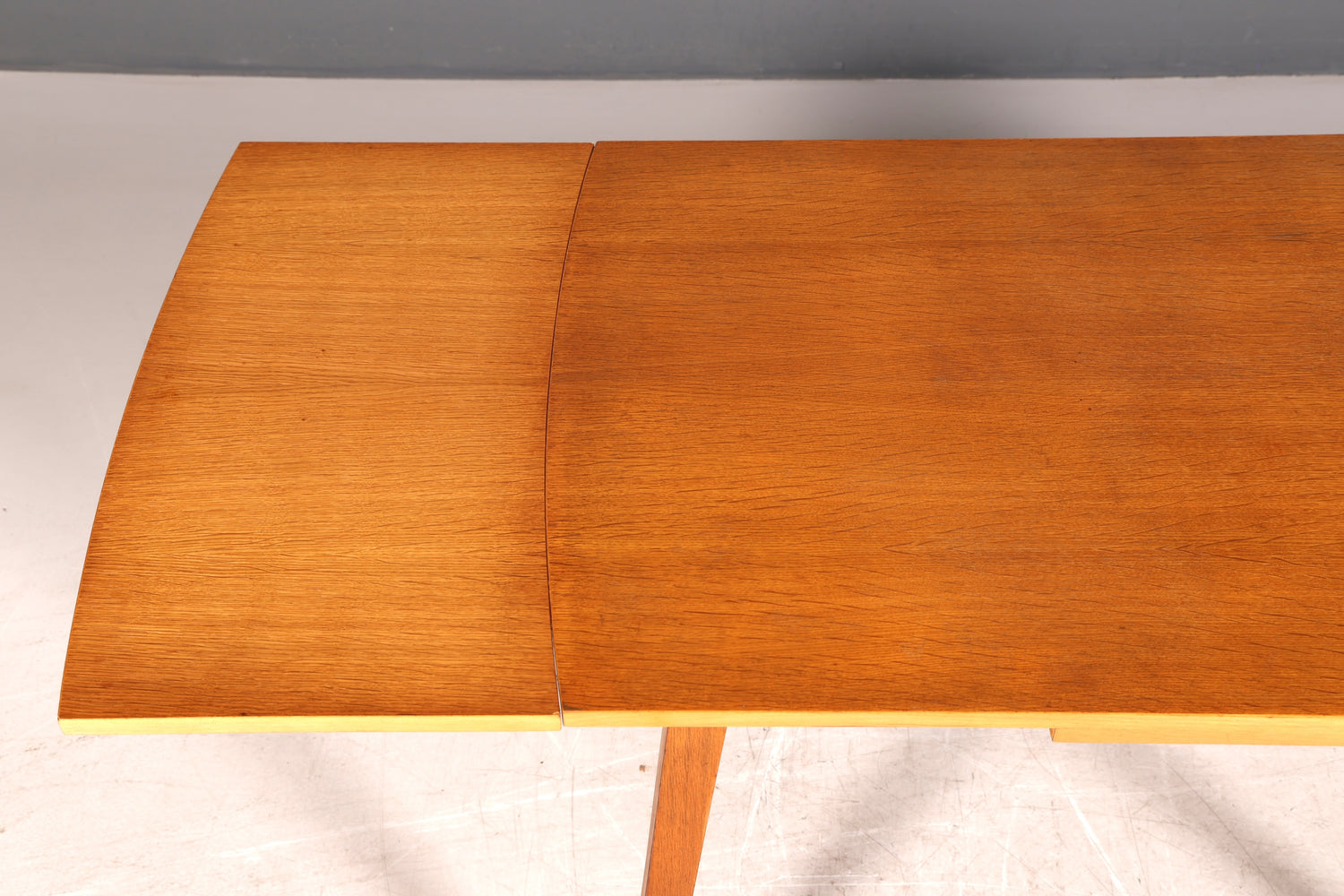Schlichter Mid Century Esstisch ausziehbarer Vintage Tisch Retro Küchentisch