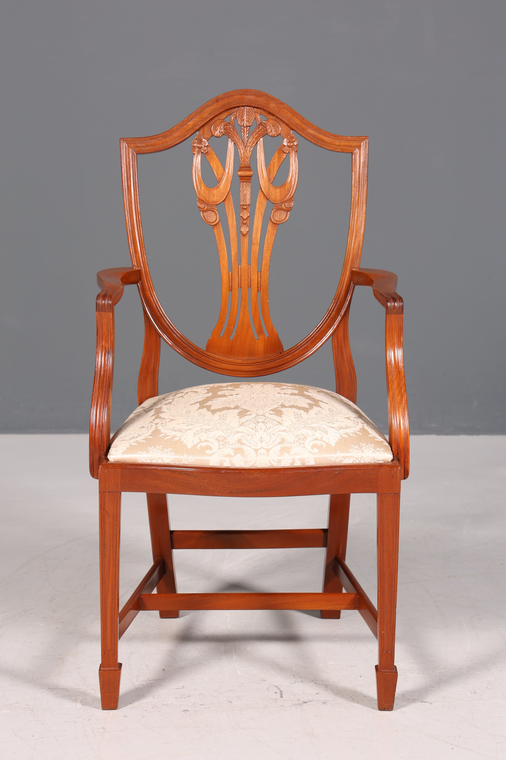 Wunderschöner Englischer Stuhl Armlehnstuhl Eibe Antik Sekretär Stuhl UK Polsterstuhl 2 von 2