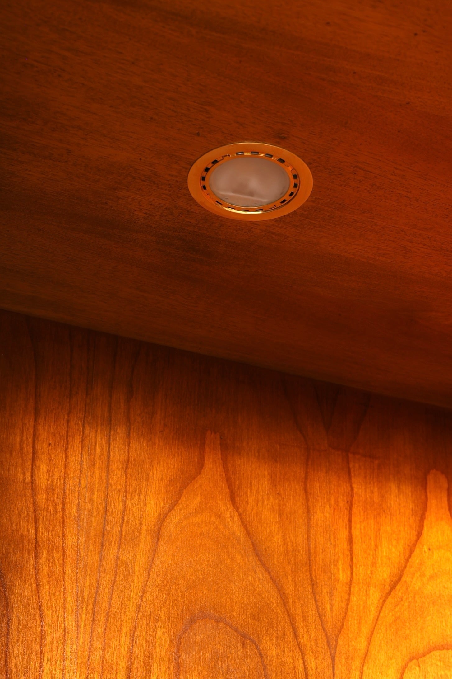 Traumhafte Original Selva Vitrine Antik Stil massiv Holz Buffet Villa Borghese Schrank Bibliothek