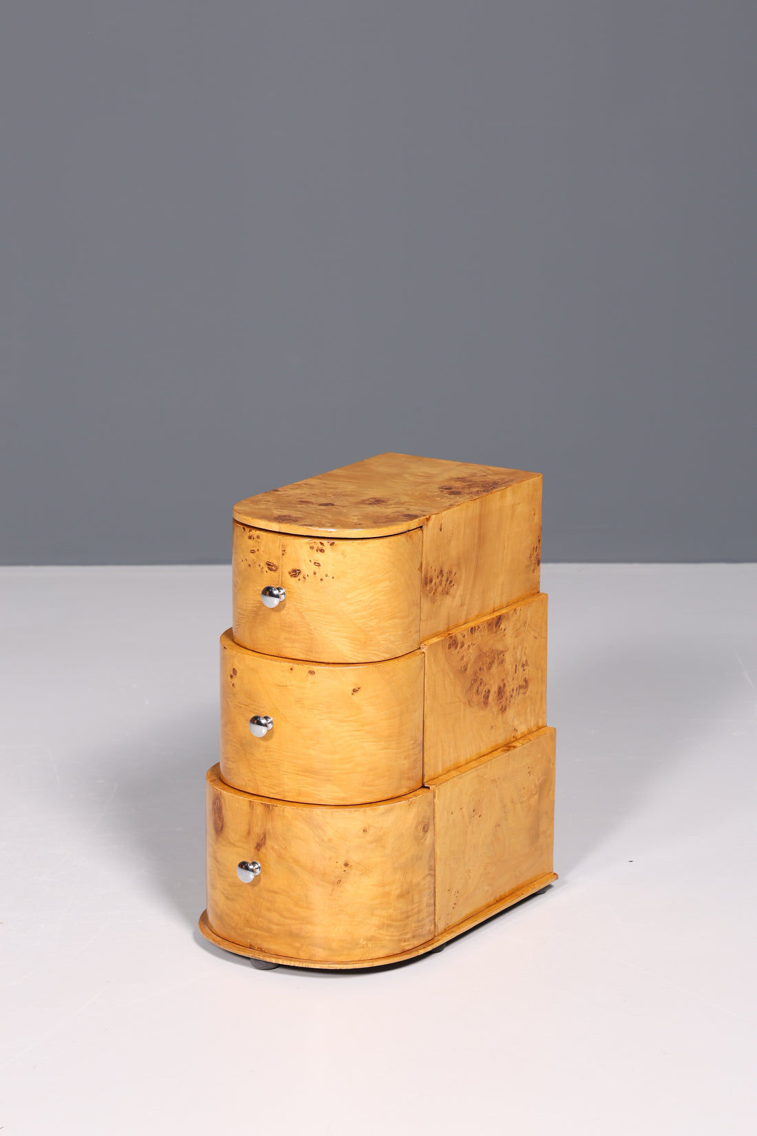 Wunderschöne Art Deco Kommode - Einzigartiges Möbelstück aus echtem Holz