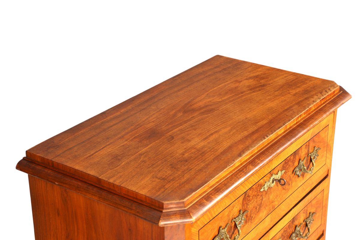 Wunderschöne Gründerzeit Kommode Louis Philippe Nussbaum Schubladenkommode Sideboard um 1880