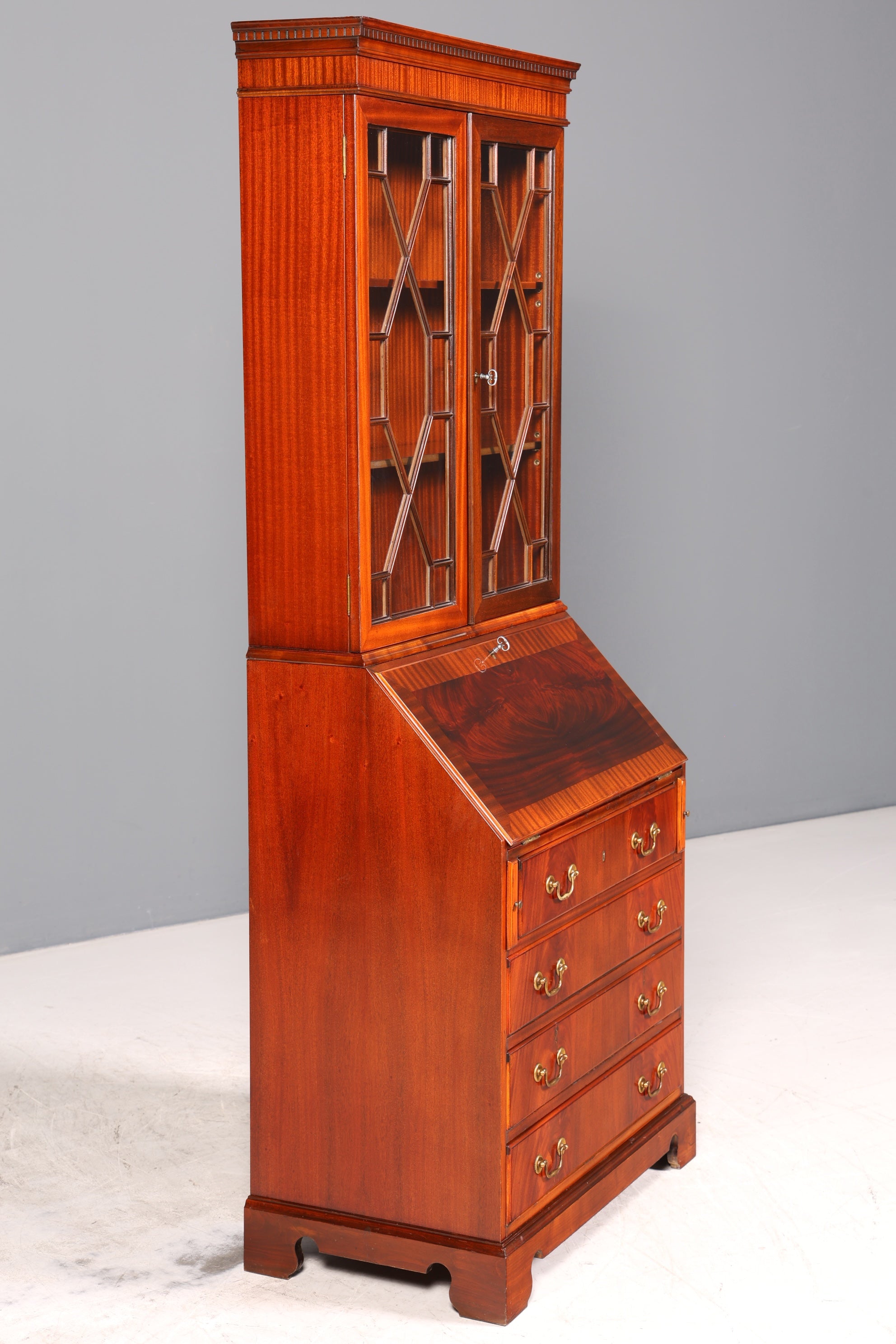 Stilvoller Englischer Sekretär Büro Aufsatzsekretär Antik 60s Vitrinen Schrank UK