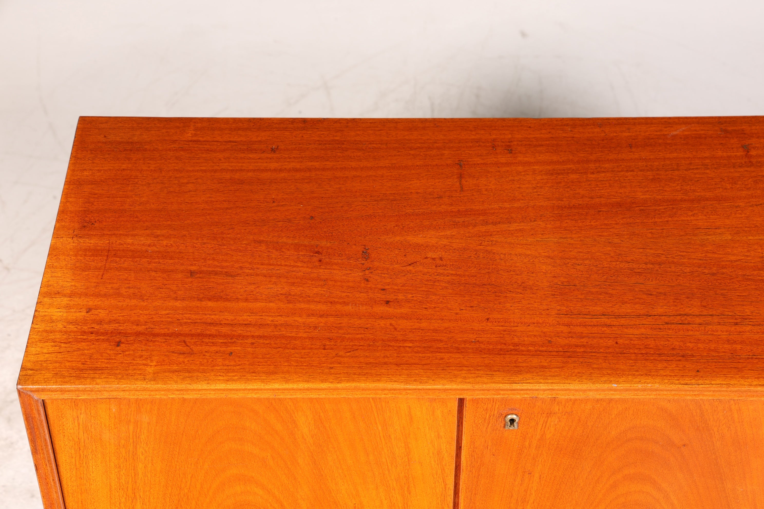 Wunderschönes Mid Century Sideboard Vintage Kommode TV Schrank Flurkommode 60s