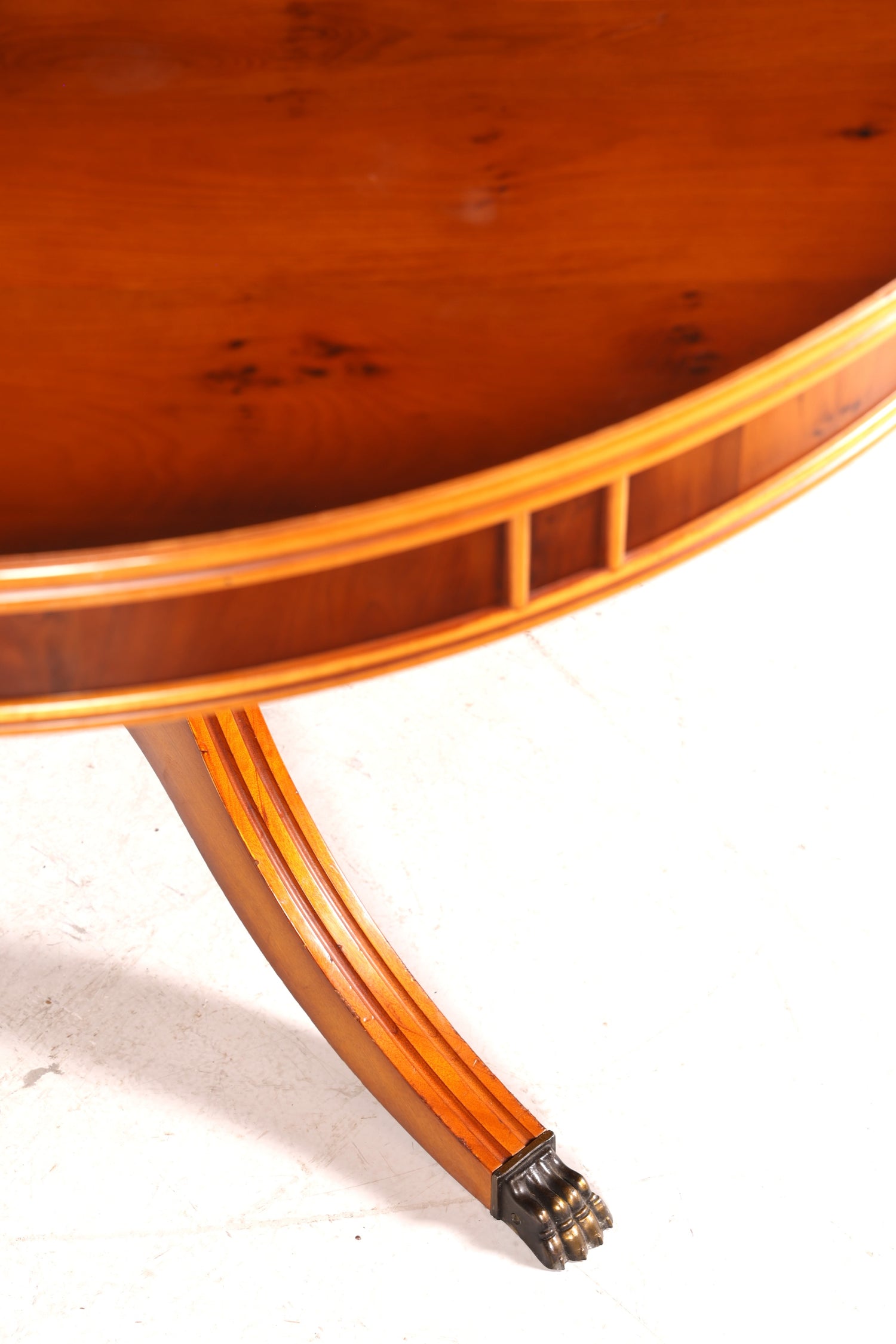 Wunderschöner Englischer Tisch ausziehbarer Esstisch Eibe Antik Stil 60s Küchentisch