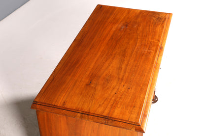 Wunderschöne Gründerzeit Kommode Louis Philippe Vertiko Nussbaum Sideboard um 1880