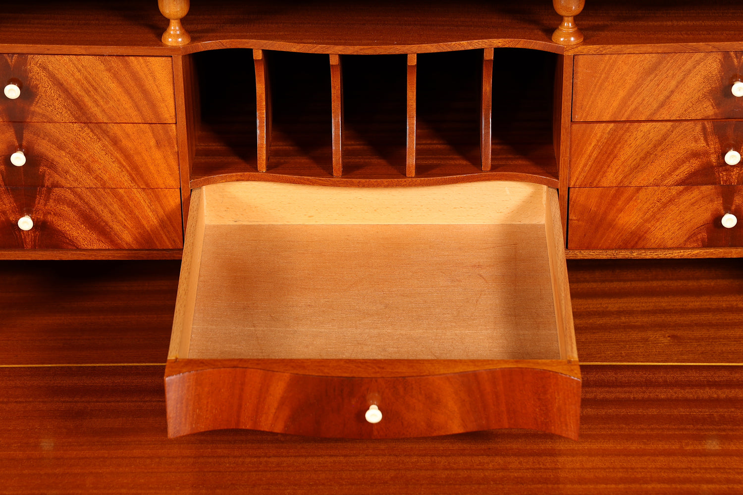 Wunderschöner Sekretär im Antik Stil Büro Kommode Art Deco Stil 50s Vertiko Schreibkommode Kommode