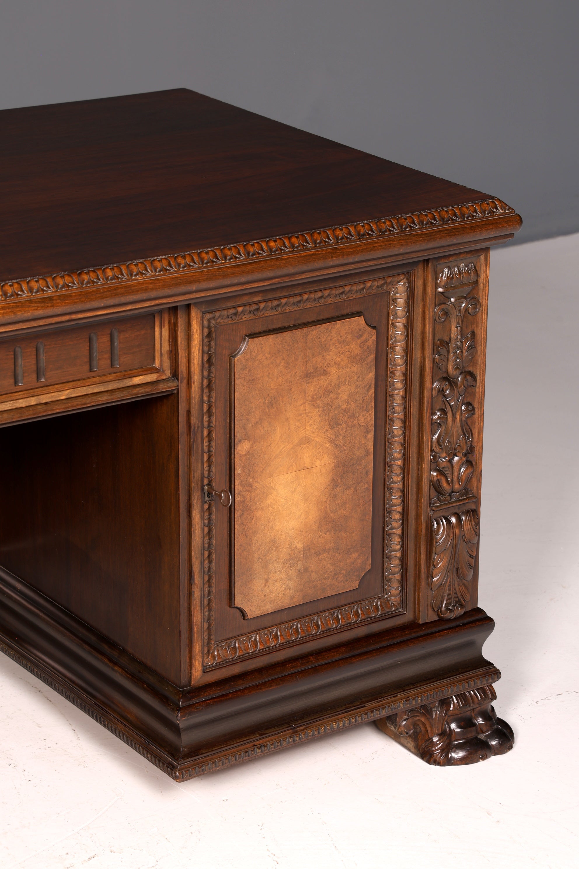 Imposanter Neorenaissance Schreibtisch Herrenzimmer Bürotisch Antik Office Table Echt Holz Vintage