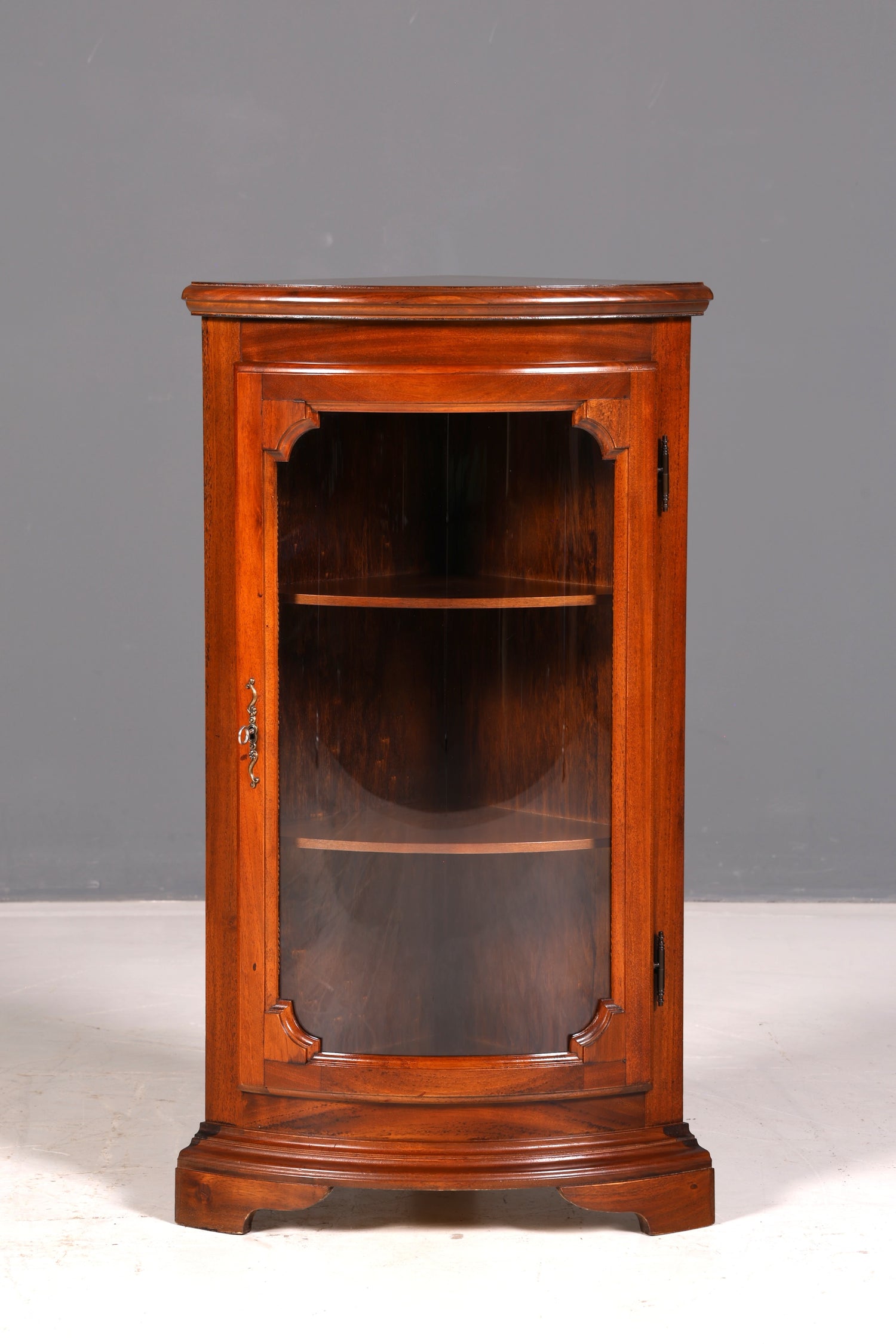Wunderschöne Englische Eckvitrine Mahagoni Antik Echt Holz Schrank Eckschrank Glasvitrine Vitrine Vintage