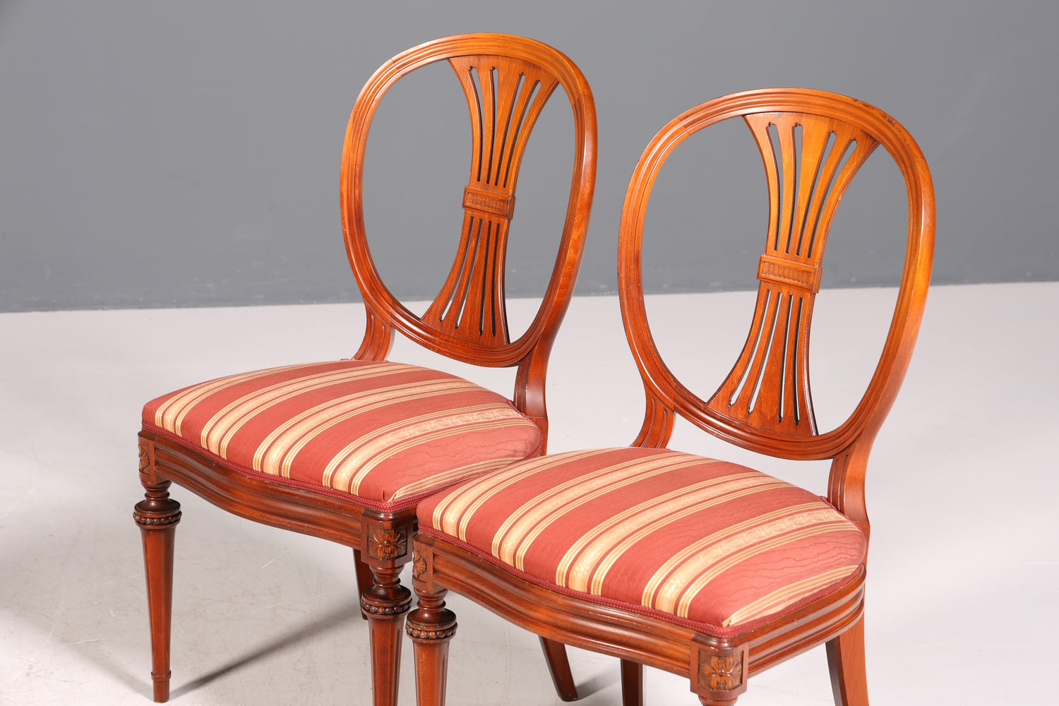 4x Edle Englische Stühle Englisch Dining Chairs Antik 60er Jahre Küchenstühle Stuhlset