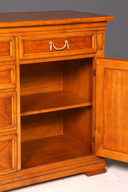 G225 Finish SELVA Wunderschönes Englisches Sideboard Eibe Schrank Antik Stil Buffetschrank Kommode (Kopie)