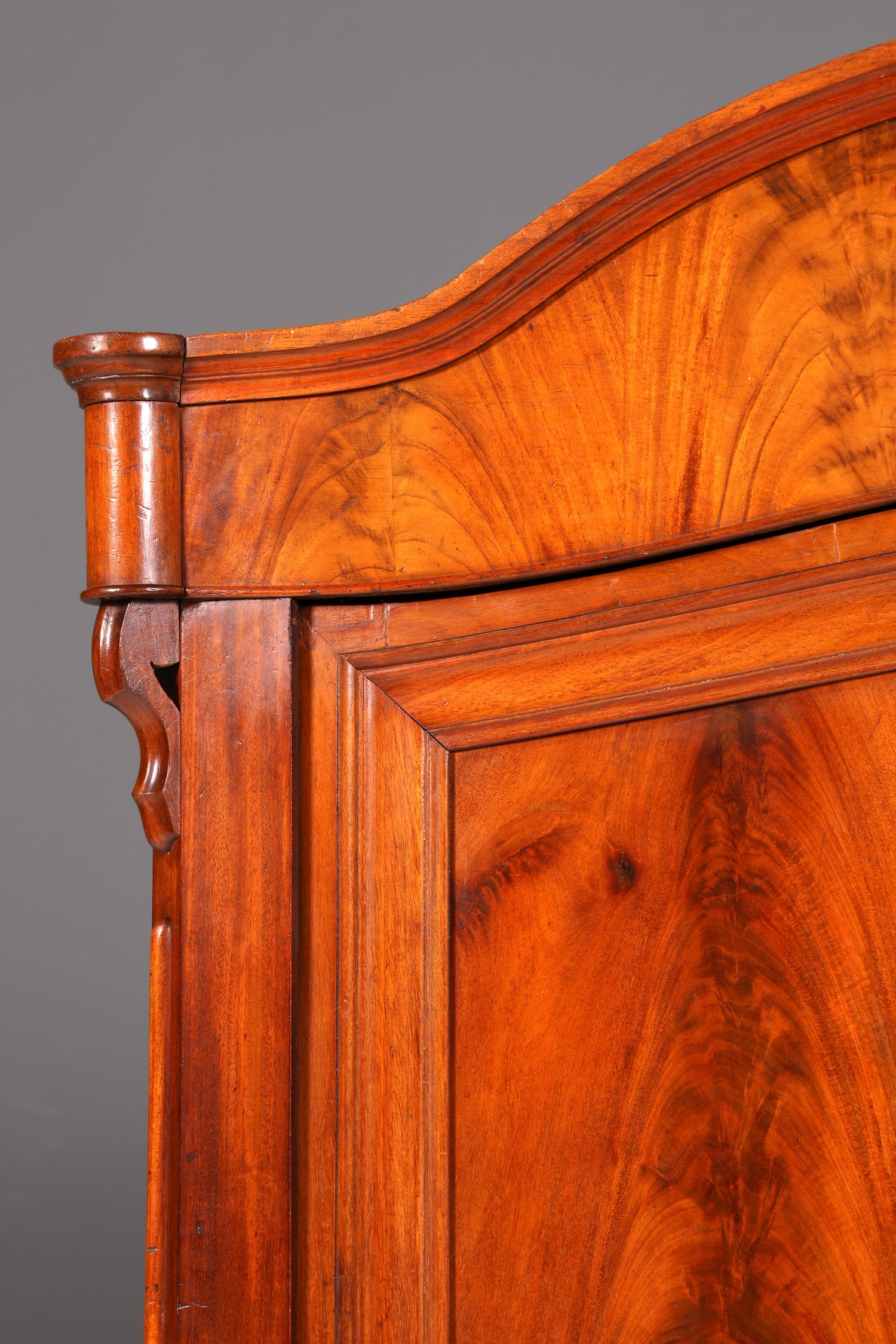 Edler Louis Philippe Schrank Antik Gründerzeit Kleiderschrank Wäscheschrank um 1880