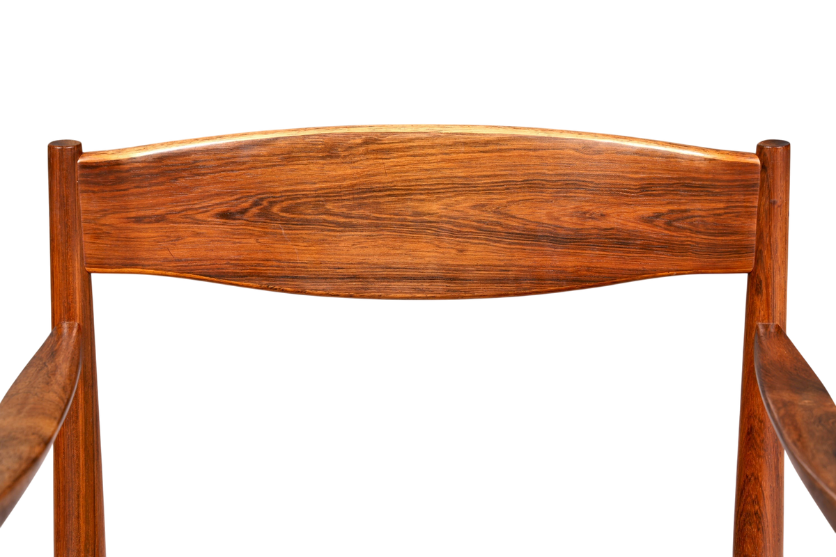 Hauptstadt Möblerei Mid Century Armlehnstuhl von Henry W. Klein für Bramin mit markanter Holzmaserung