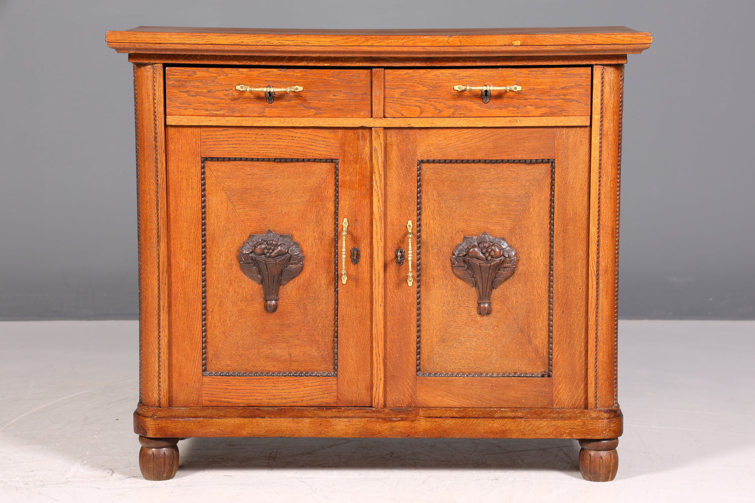 Beautiful Art Nouveau chest of drawers, sideboard, antique oak cabinet, Gründerzeit hallway chest of drawers