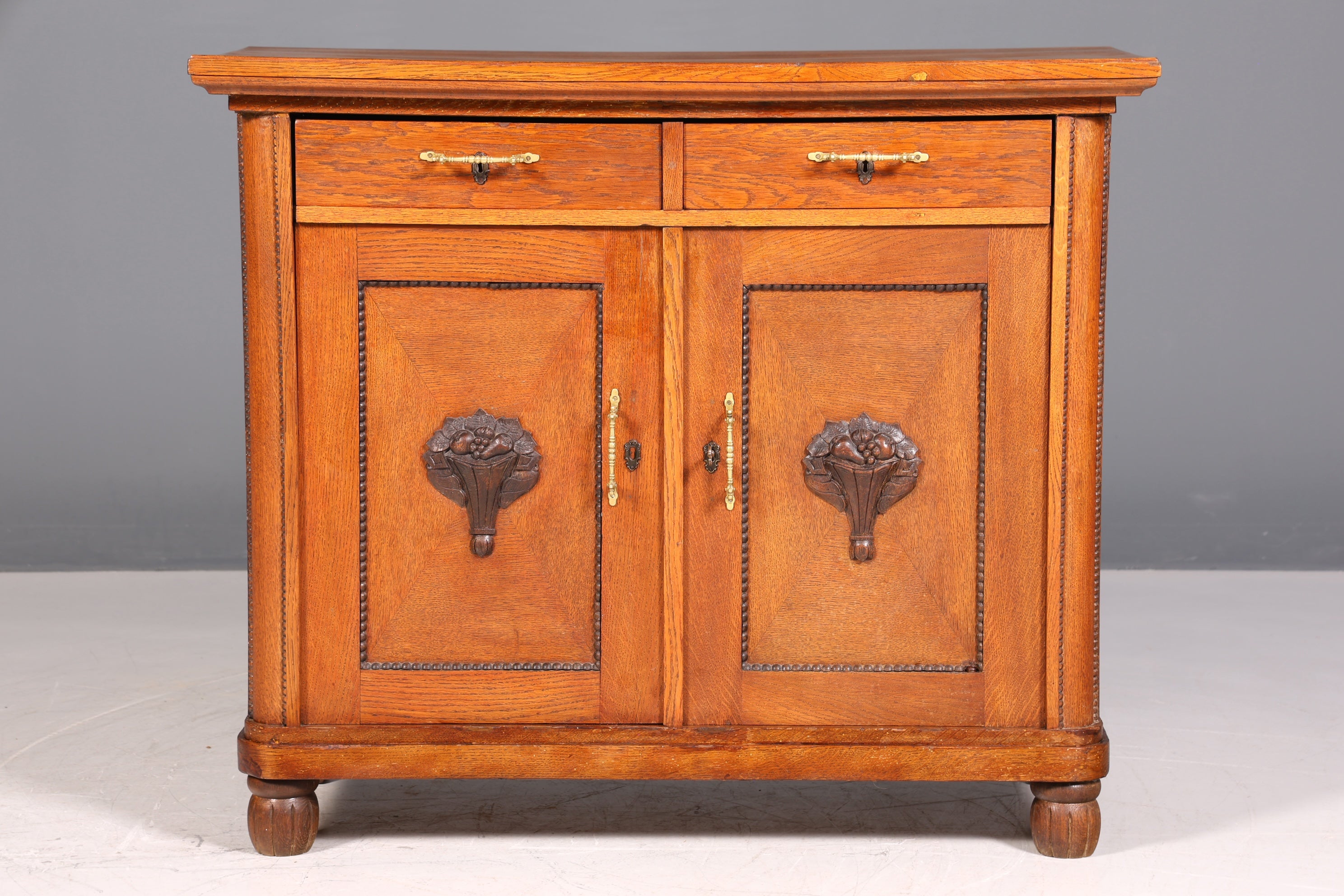 Beautiful Art Nouveau chest of drawers, sideboard, antique oak cabinet, Gründerzeit hallway chest of drawers