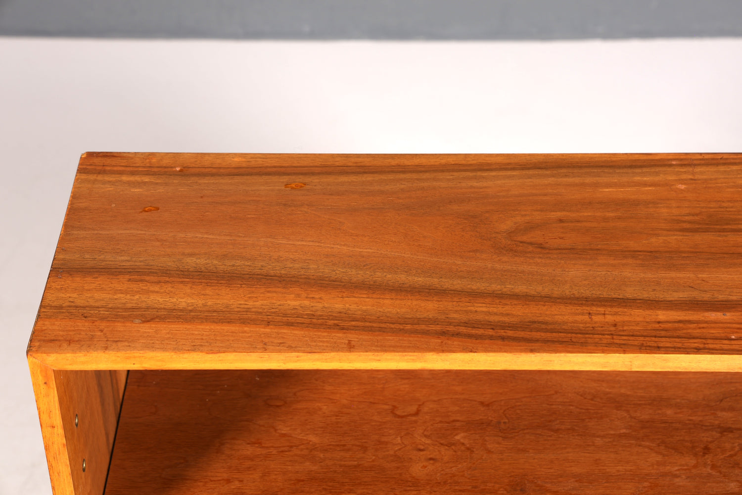 Wunderschönes Original Musterring Regal Vintage Bücherregal Mid Century 60er Jahre Holz Regal 1 von 2