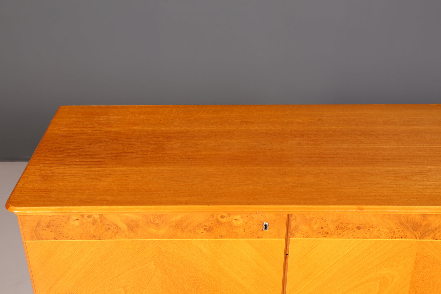 Traumhafter Mid Century Highboard Retro 60er Jahre Schrank Kommode Vintage Designklassiker