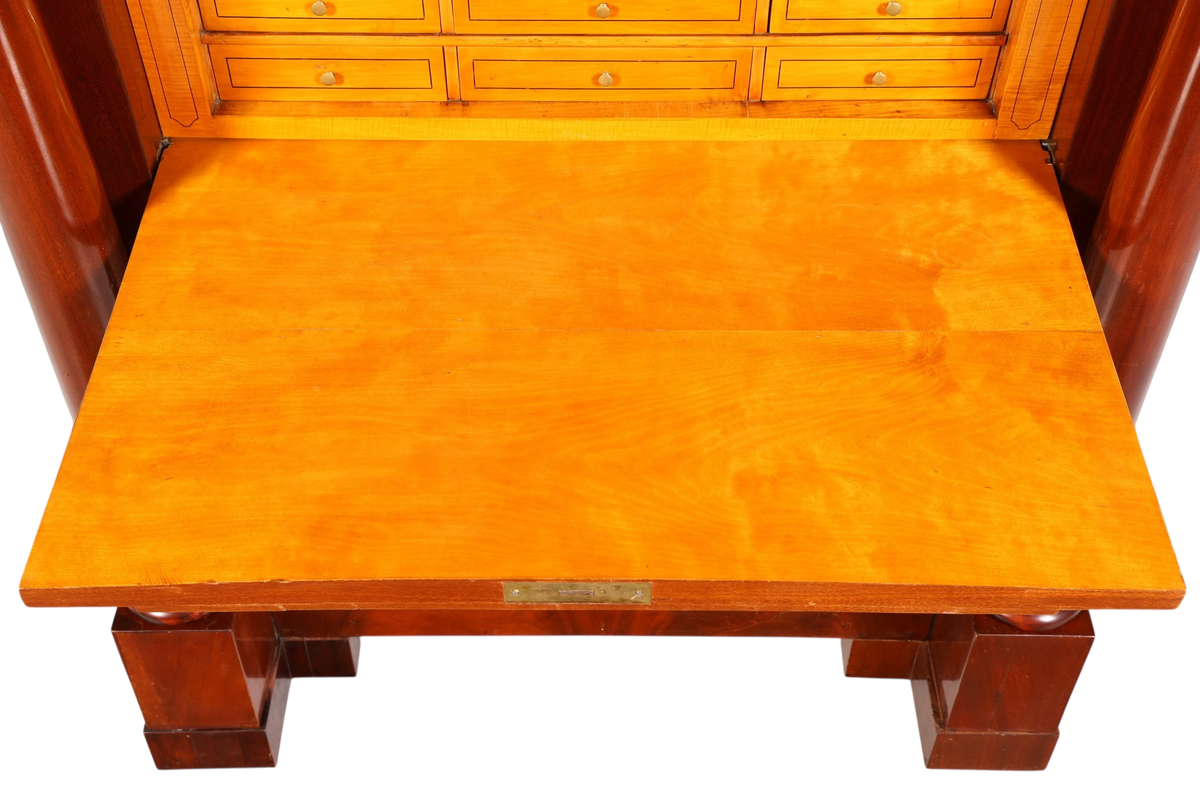 Hauptstadt Möblerei Biedermeier sekreter 1860 yapımı ahşap çalışma masası açılır kapaklı ve çekmeceli detaylı görünüm