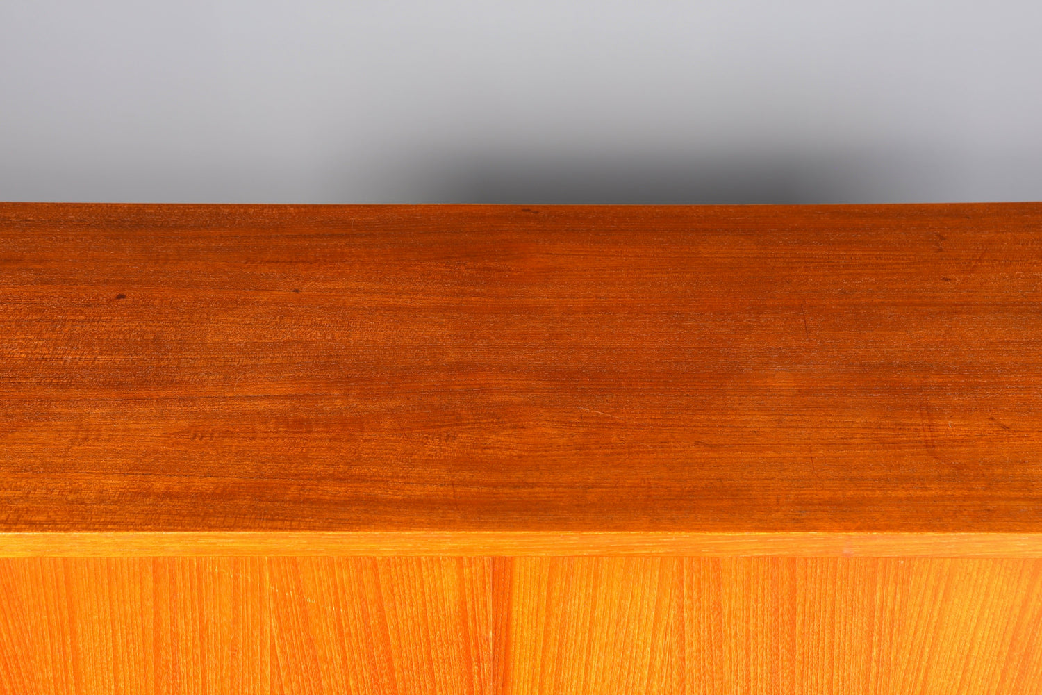 Wunderschönes Mid Century Highboard Teak Holz Schrank Danish Design Büro Kommode 60s