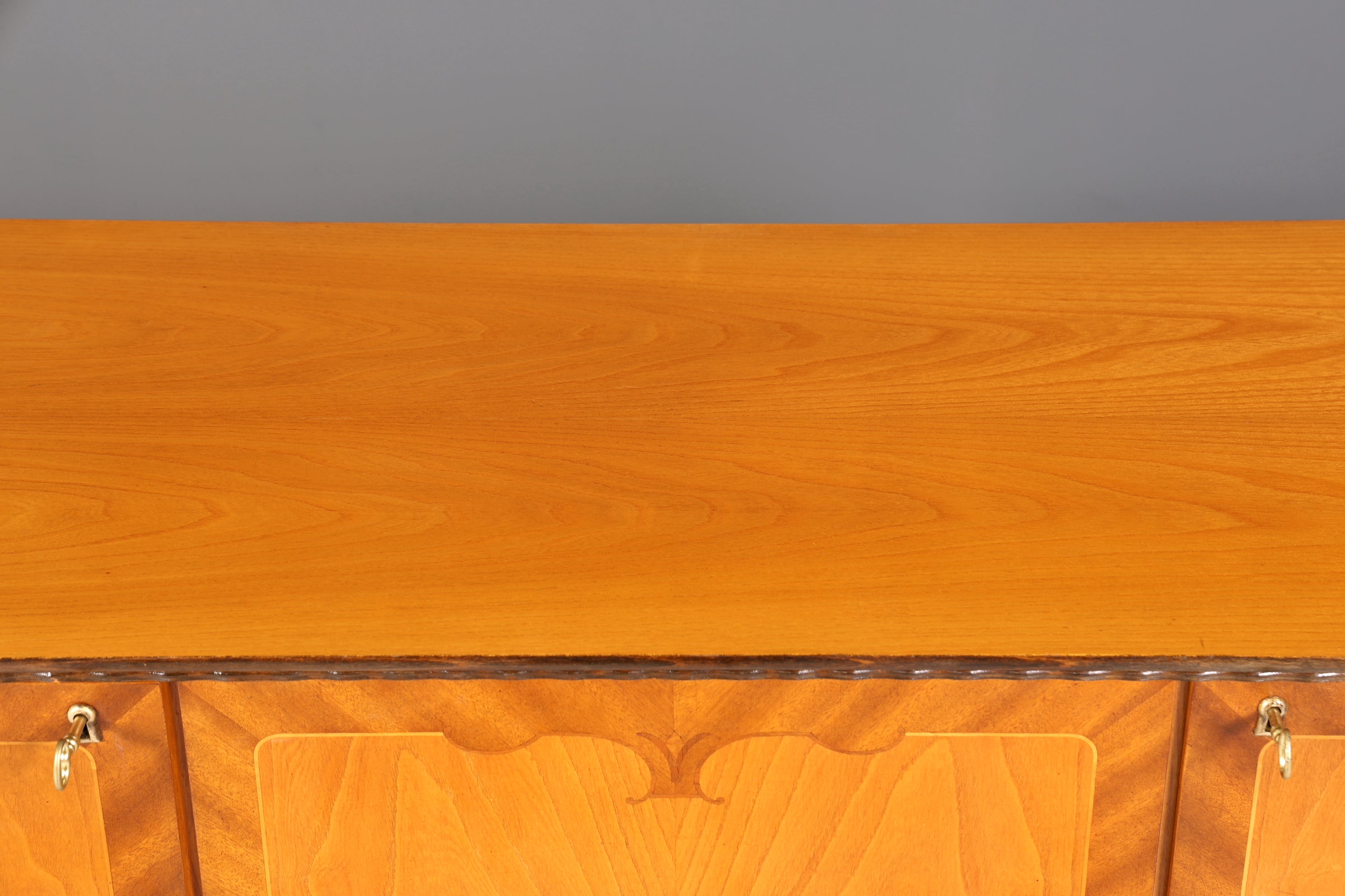 Stilvolles Original Art Deco Schrank Vertiko Sideboard um 1930 Highboard Kommode