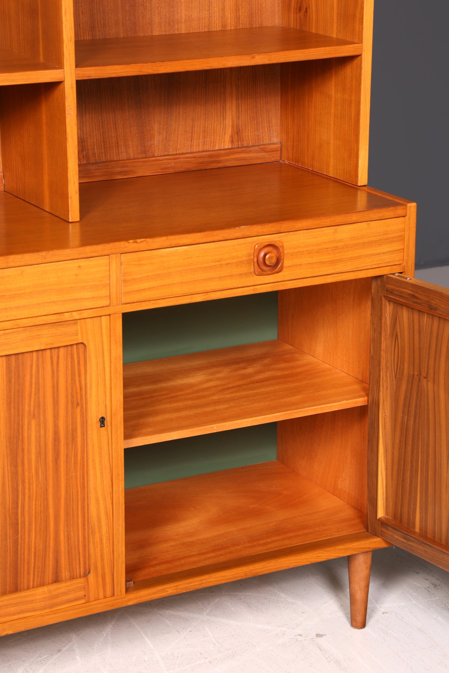 Traumhaftes Mid Century Regal Schrank Danish Design Retro Kommode Vintage Bücherregal 60er Jahre