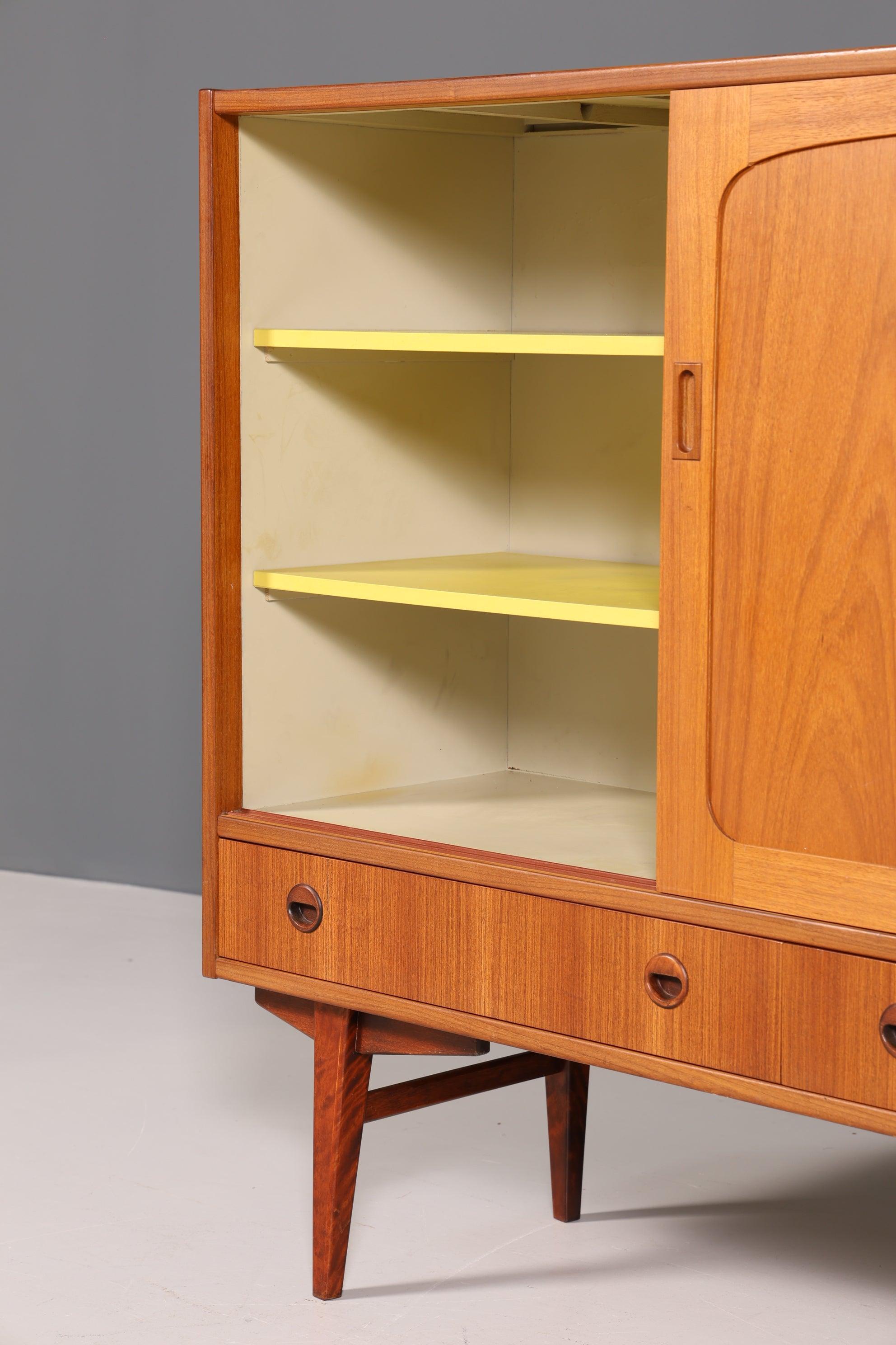 Stilvolles Mid Century Highboard "Made in Denmark" echt Holz Schrank Retro Sideboard Regal