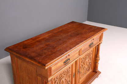 Stylish Gründerzeit sideboard, Louis Philippe oak cabinet/chest of drawers, circa 1880