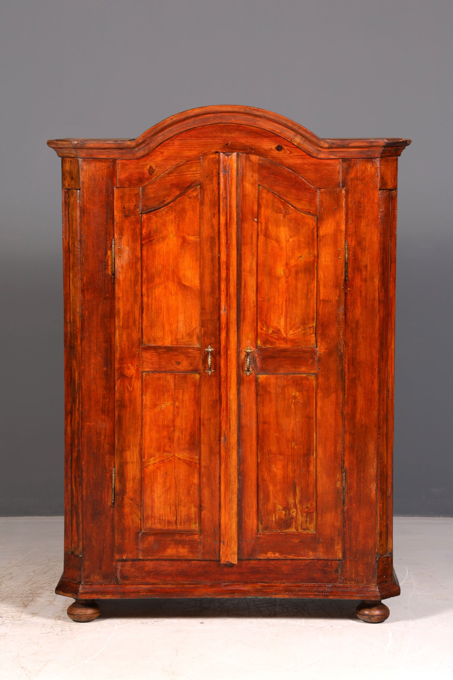 Wunderschöner Antiker Bauernschrank Barock Dielenschrank Kleiderschrank Wäscheschrank Massivholz