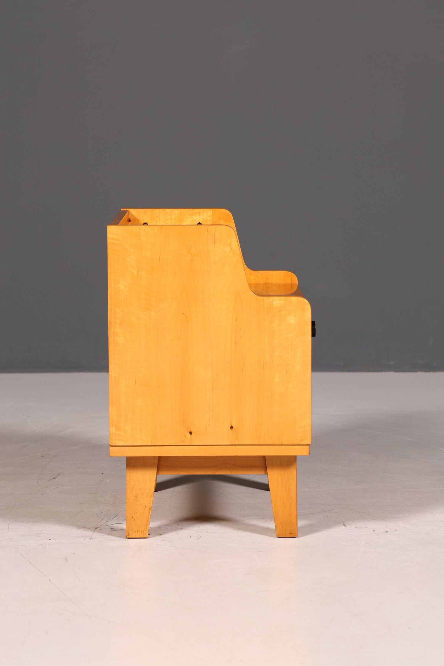 Schlichte Mid Century Kommode Vintage Klappschränkchen Danish Design Nachttisch 2 von 2