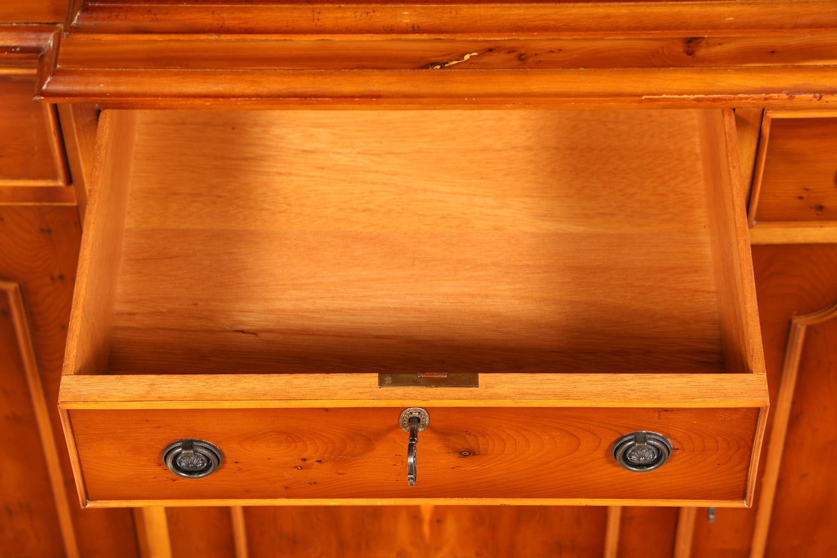 Beautiful English Display Cabinet Bookcase Yew Library Glass Display Cabinet Sideboard Antique