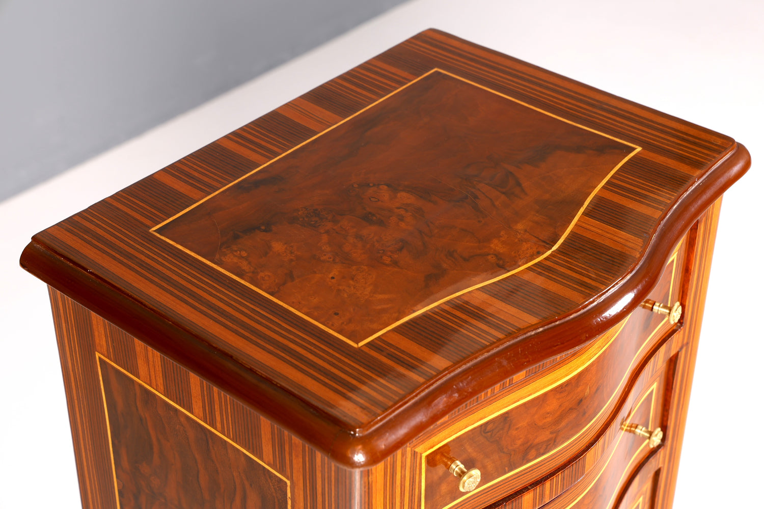 Beautiful Baroque style chest of drawers, vertico chest of drawers, 7 drawers