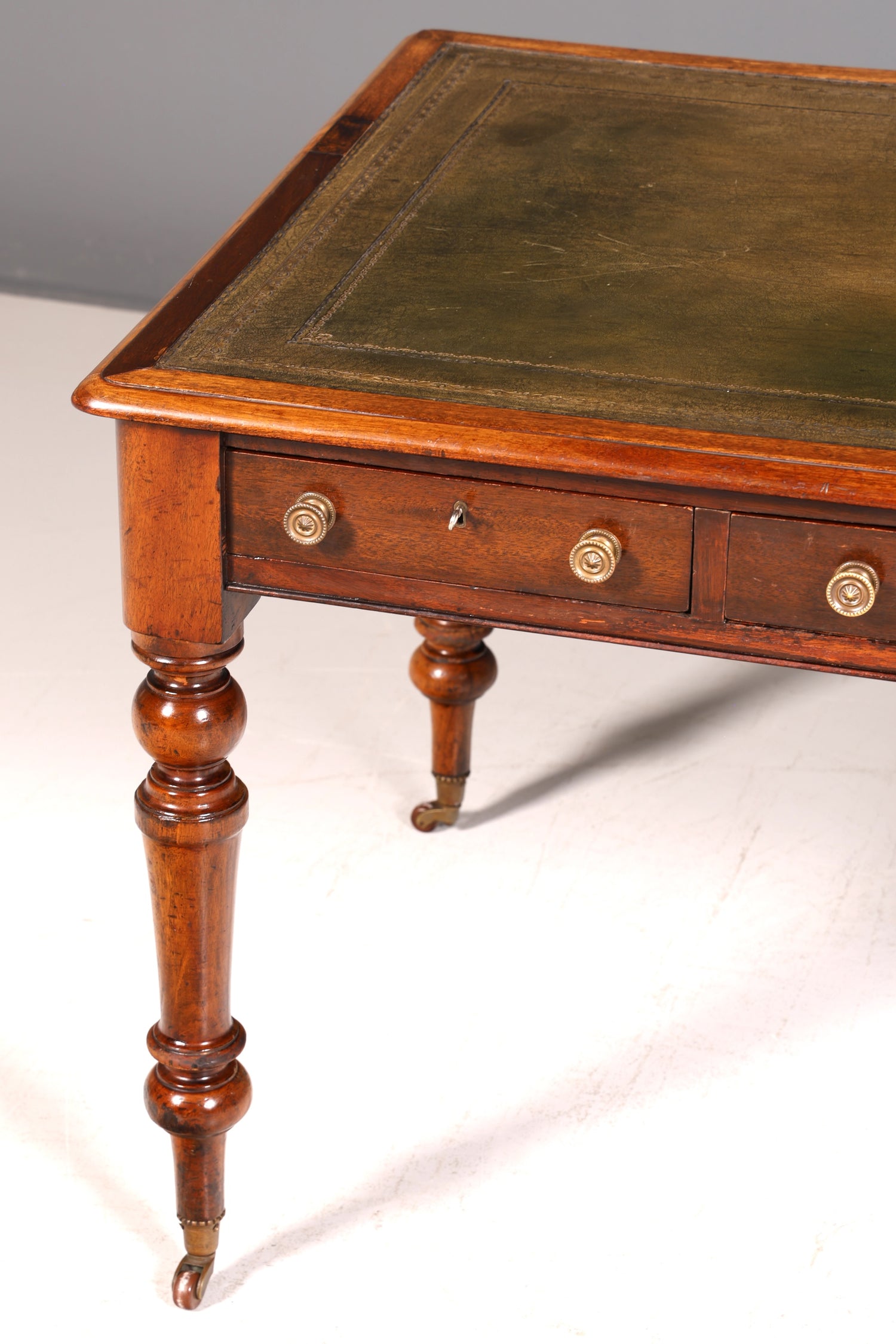 Wunderschöner Englischer Schreibtisch Echt Lederauflage Regency Stil Bürotisch Office Desk Antik