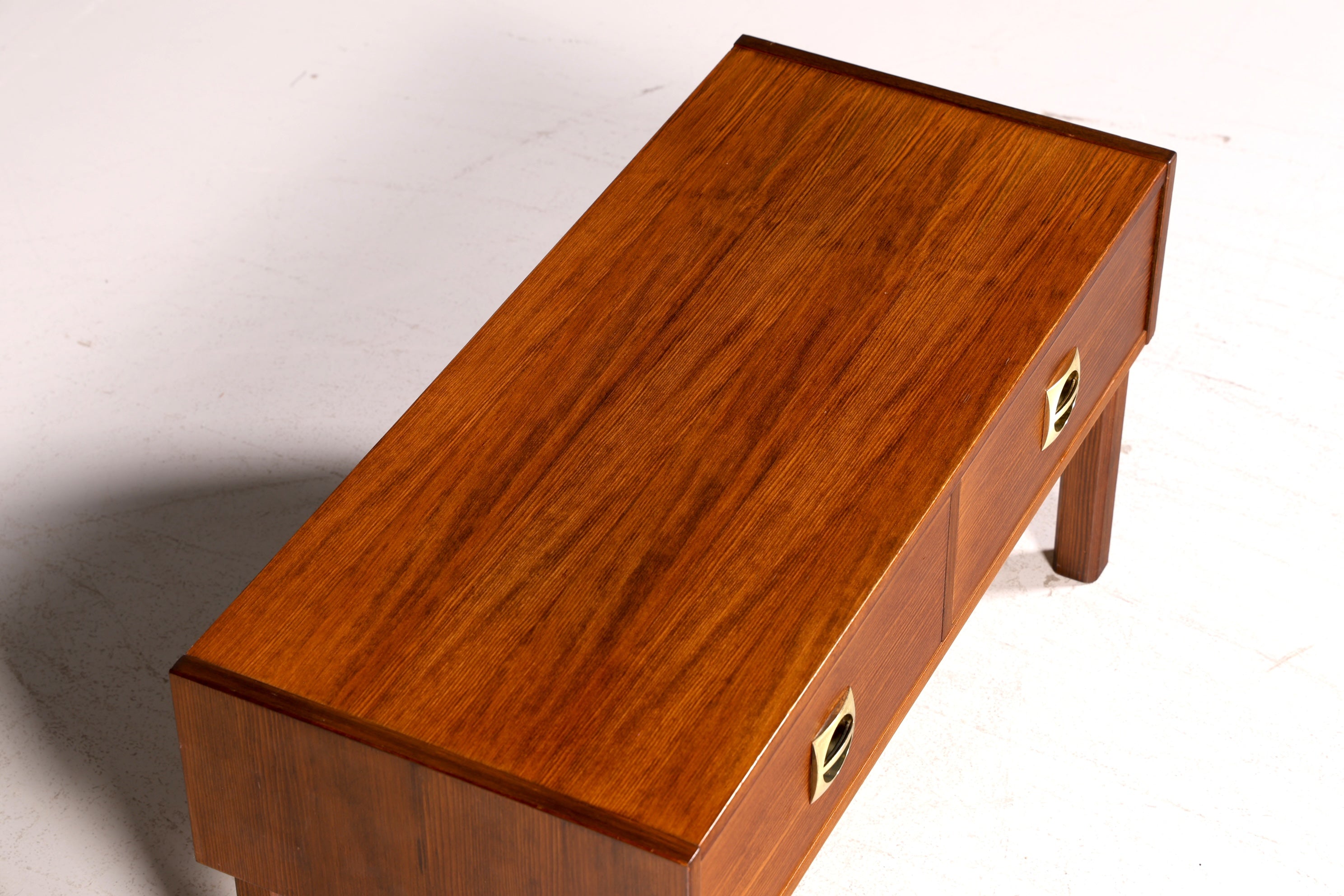 Wunderschöne Mid Century Kommode Vintage TV Sideboard 60s Schrank Flurkommode Klappschrank Designer