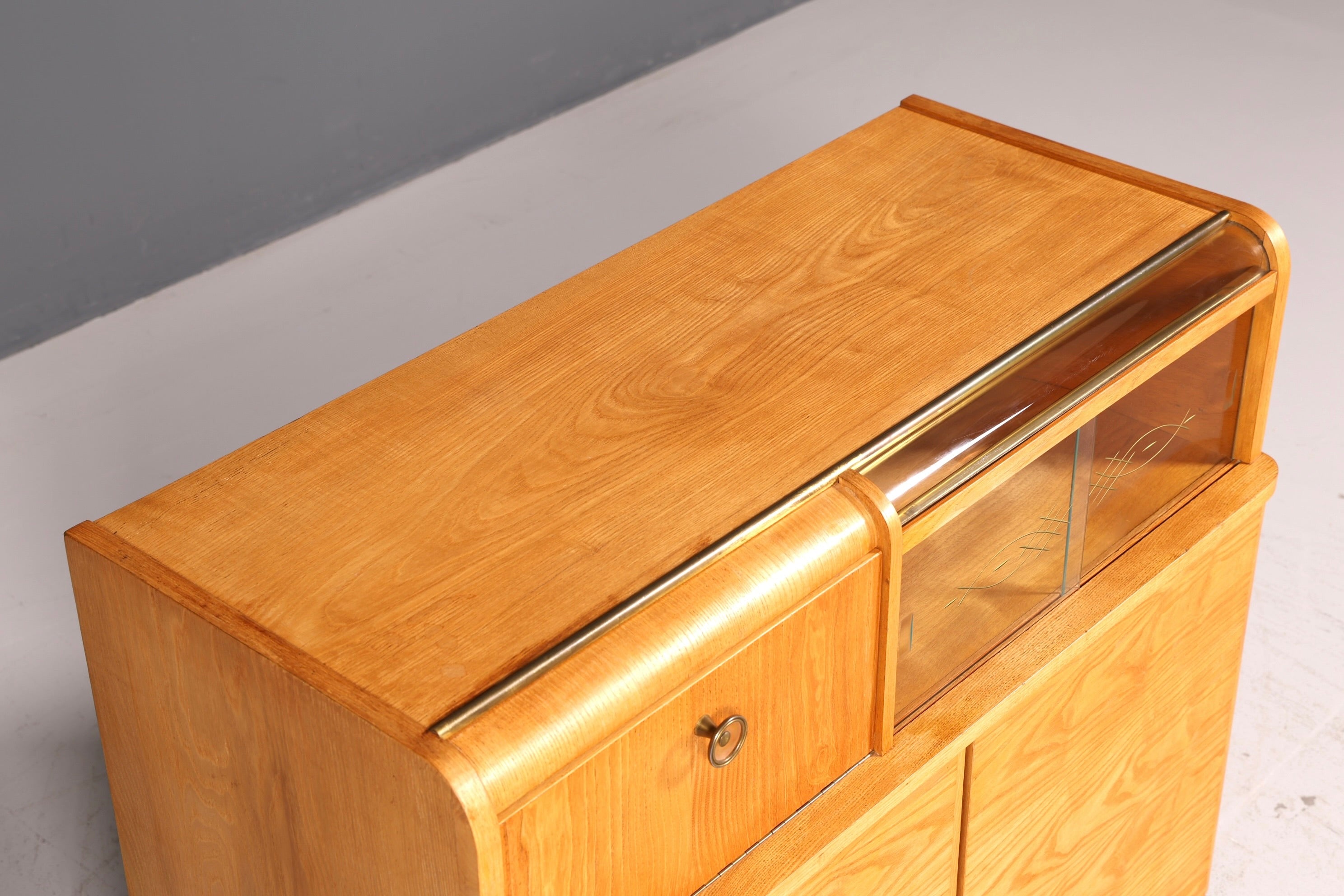 Traumhafte Mid Century Kommode Barschrank Art Deco Vintage Schrank Sideboard Teak 60s Flurkommode