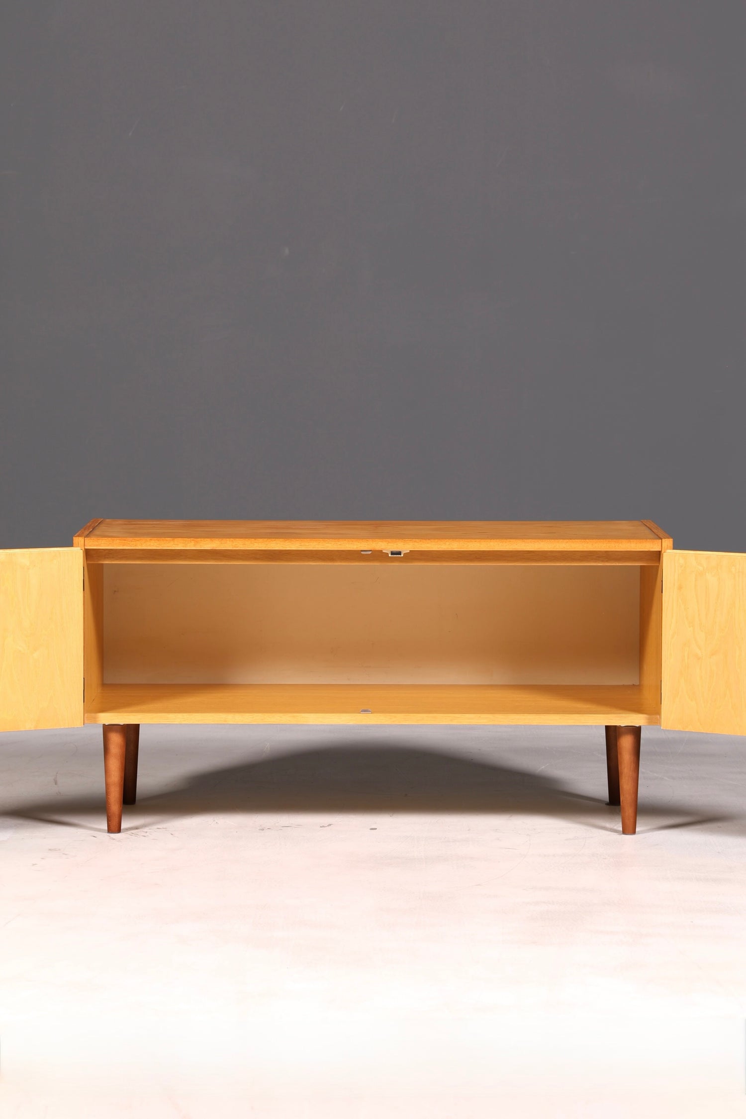 Beautiful Original Hellerau Mid-Century Dresser Model 427 Sideboard TV Cabinet Vintage Solid Wood