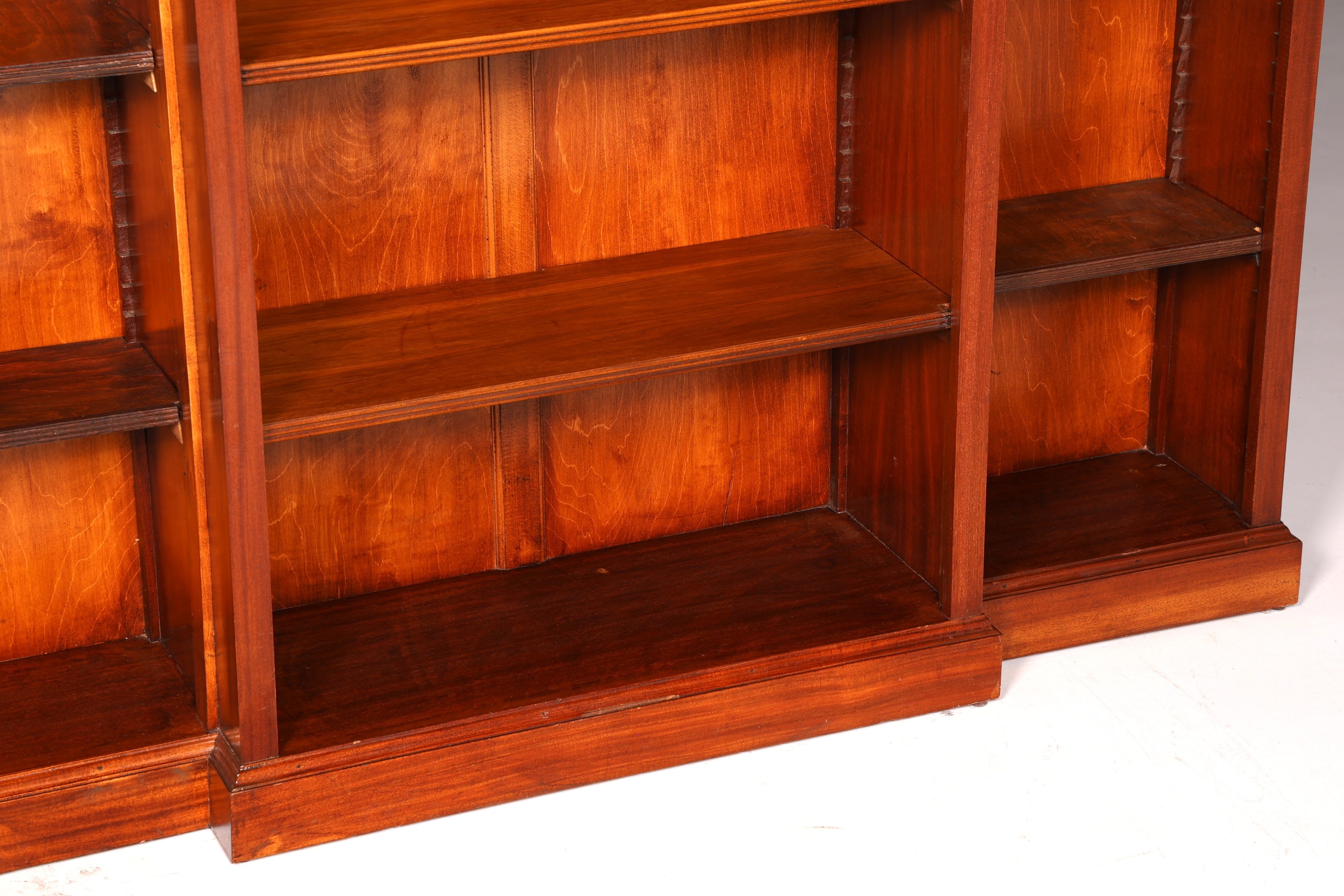 Wunderschönes XXL Englisches Bücherregal Antik Regal Standregal Bookshelf Buchablage echt Holz
