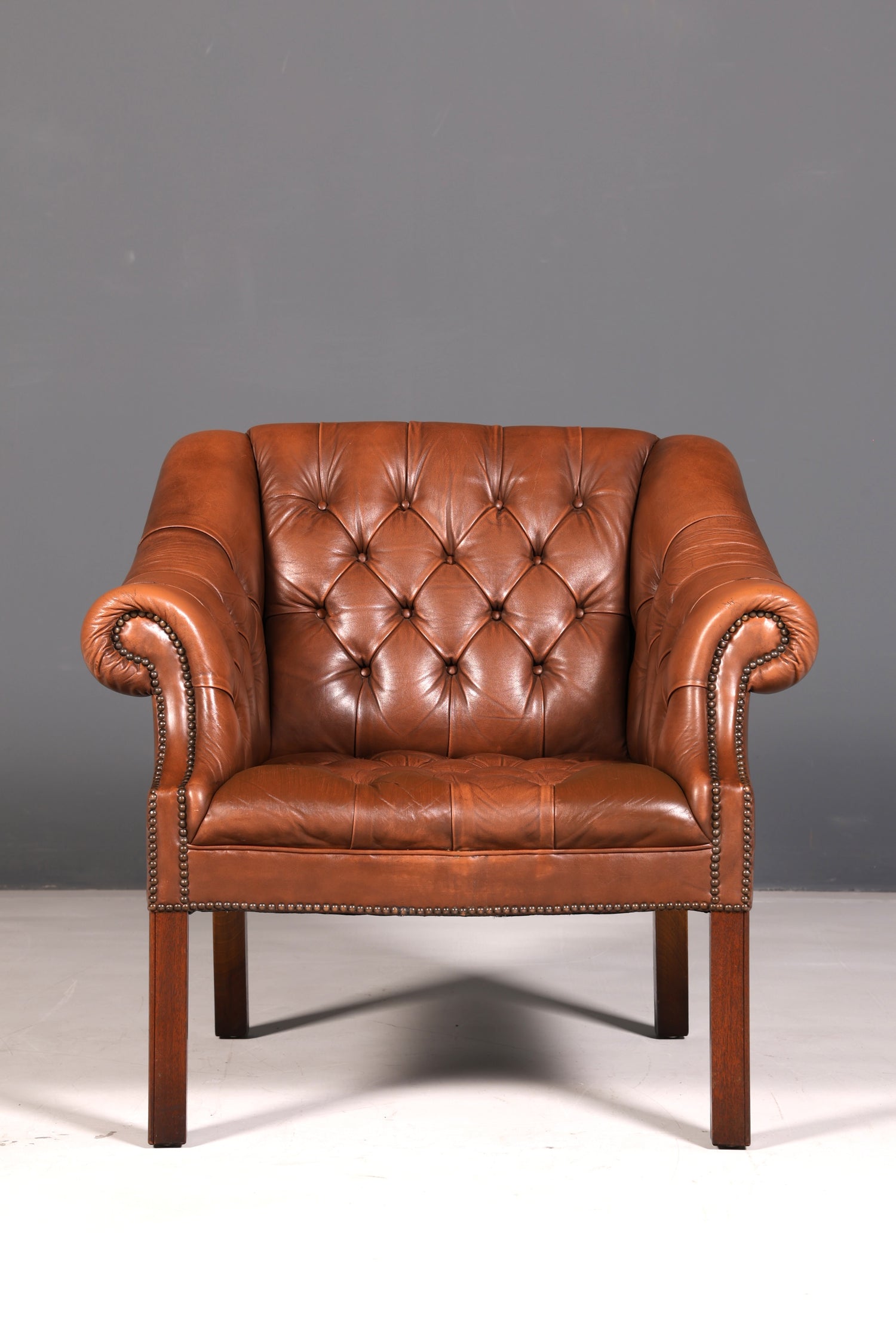 Edler Chesterfield Sessel Clubsessel Echtleder Braun Englischer Armlehnsessel Ledersessel