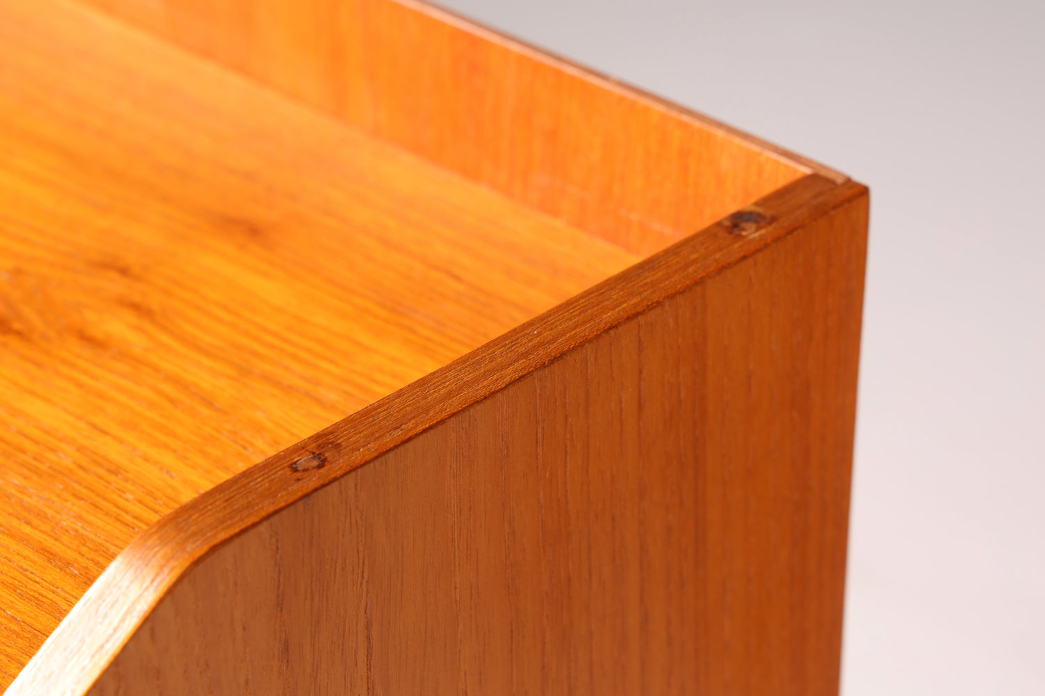 Schlichtes Mid Century Regal Vintage Bücherregal Schrank Buchablage 60s Bookshelf Designklassiker