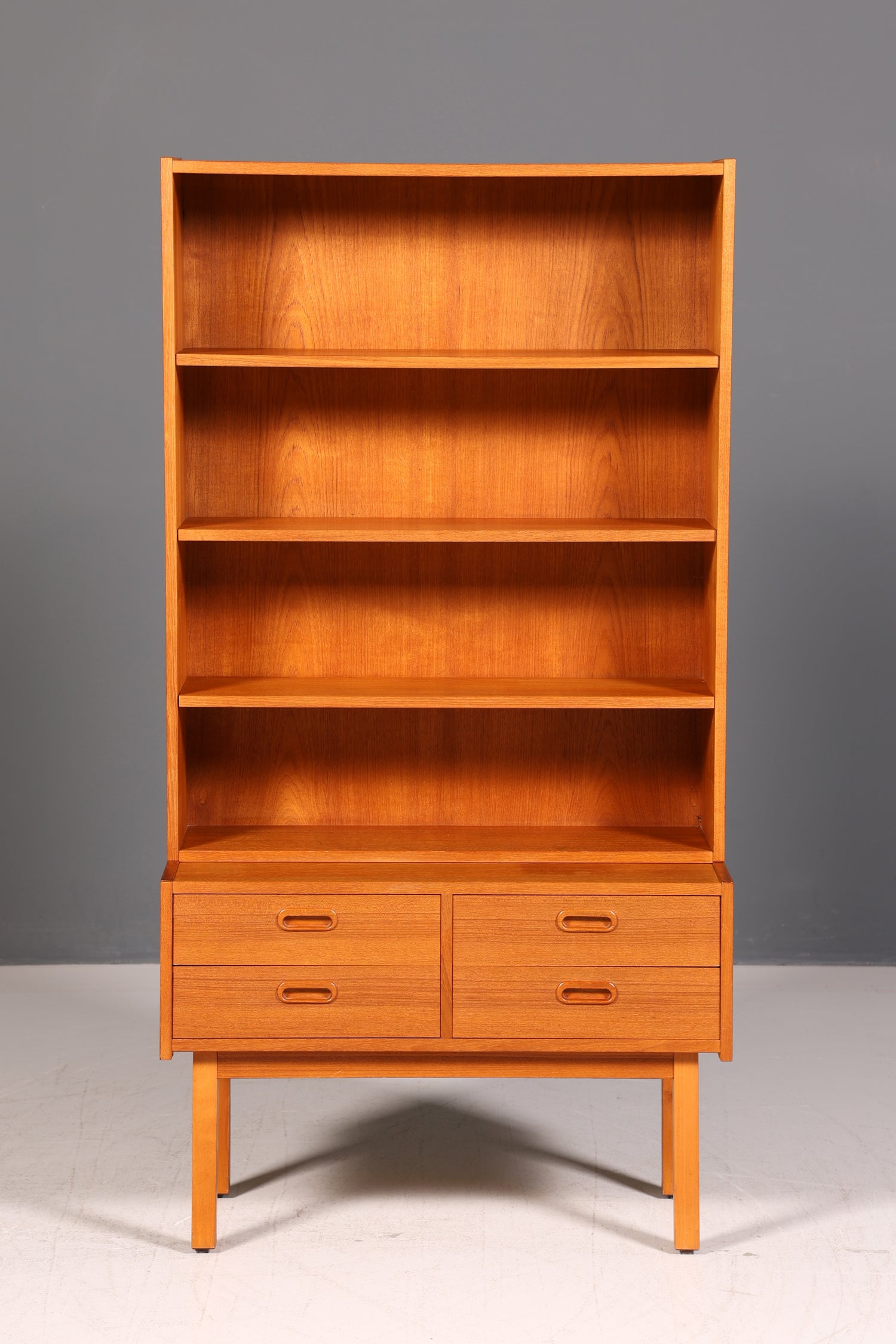Wunderschönes Mid Century Regal Danish Design Bücherregal Schrank Vintage Retro 60er