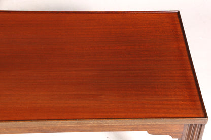 Traumhafter Tisch im Englischen Stil Couchtisch Mahagoni Antik Stil Ablagetisch