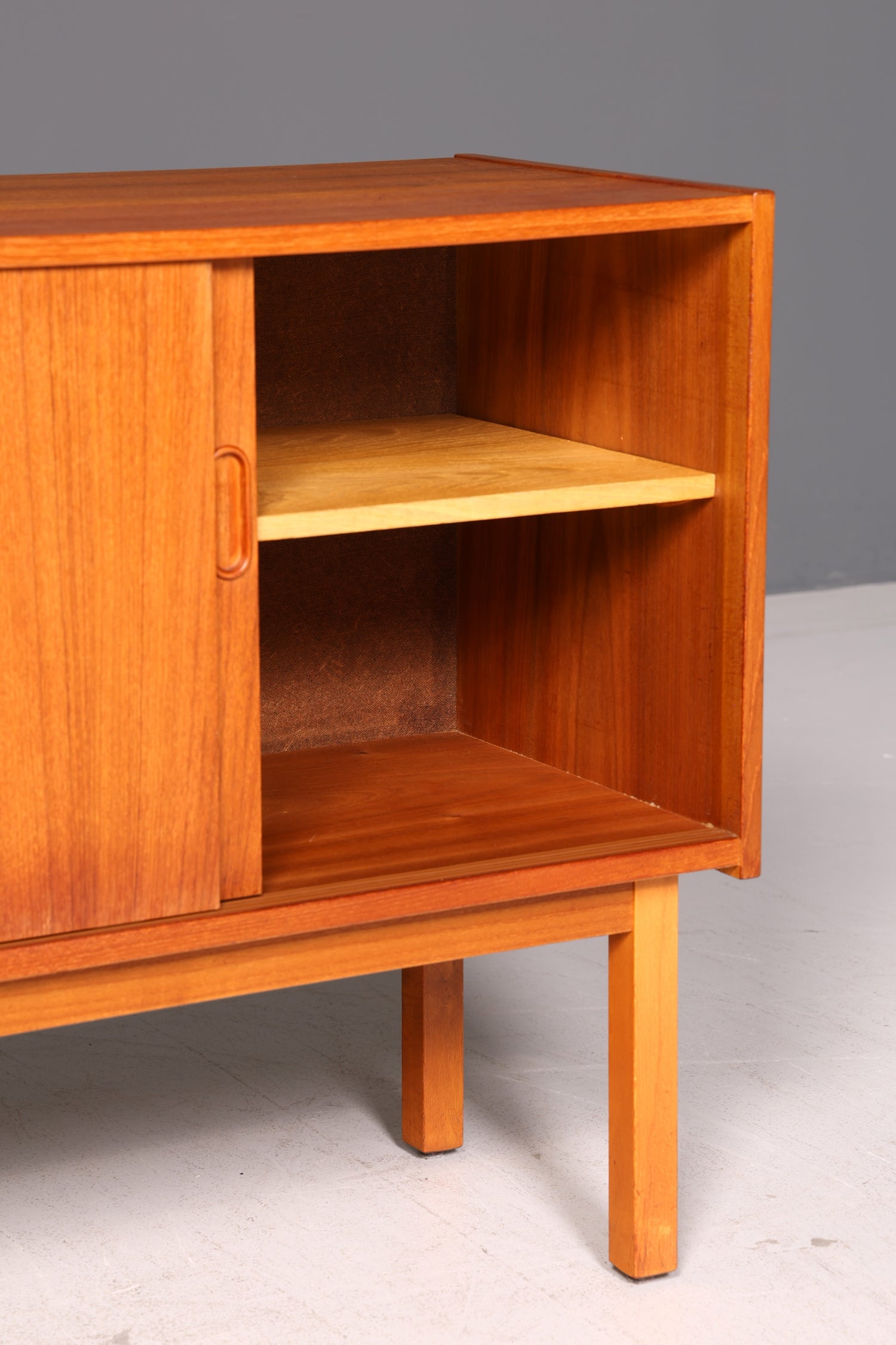 Traumhaftes Mid Century Teak Sideboard Schiebetüren Vintage Kommode Retro 60er