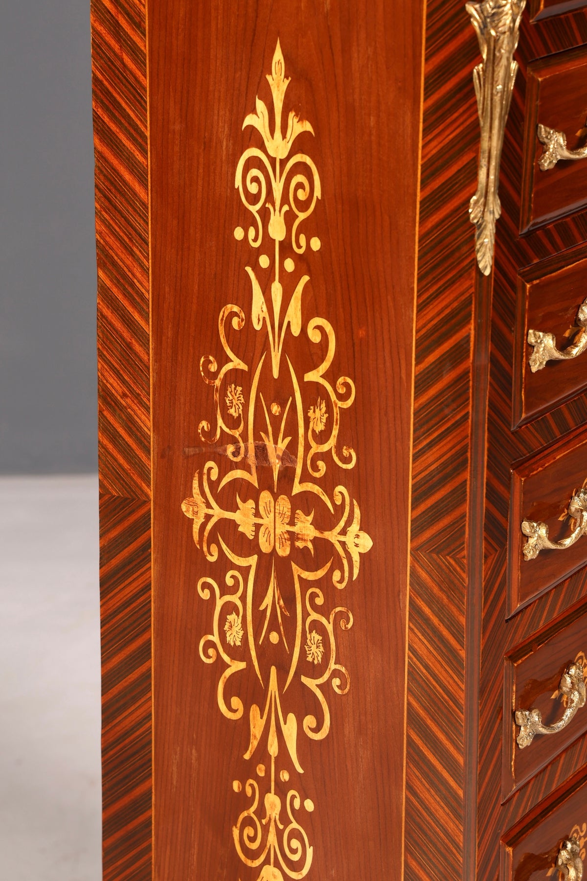 Wunderschönes Barock Stil Louis XV Highboard Marmor Vertiko Intarsien Kommode