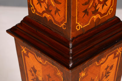 Traumhafte Barock Stil Säule Louis XV Blumensäule Naturstein Marmor Ablage