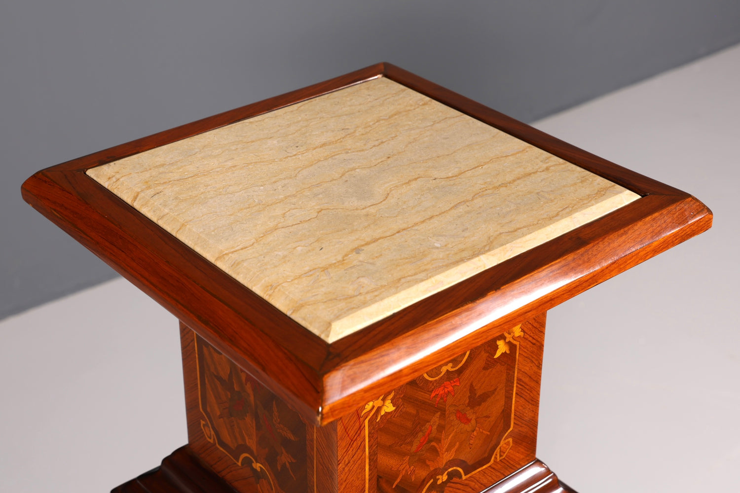 Stylish Baroque style column, Louis XV flower column, natural stone inlays, marble shelf, table