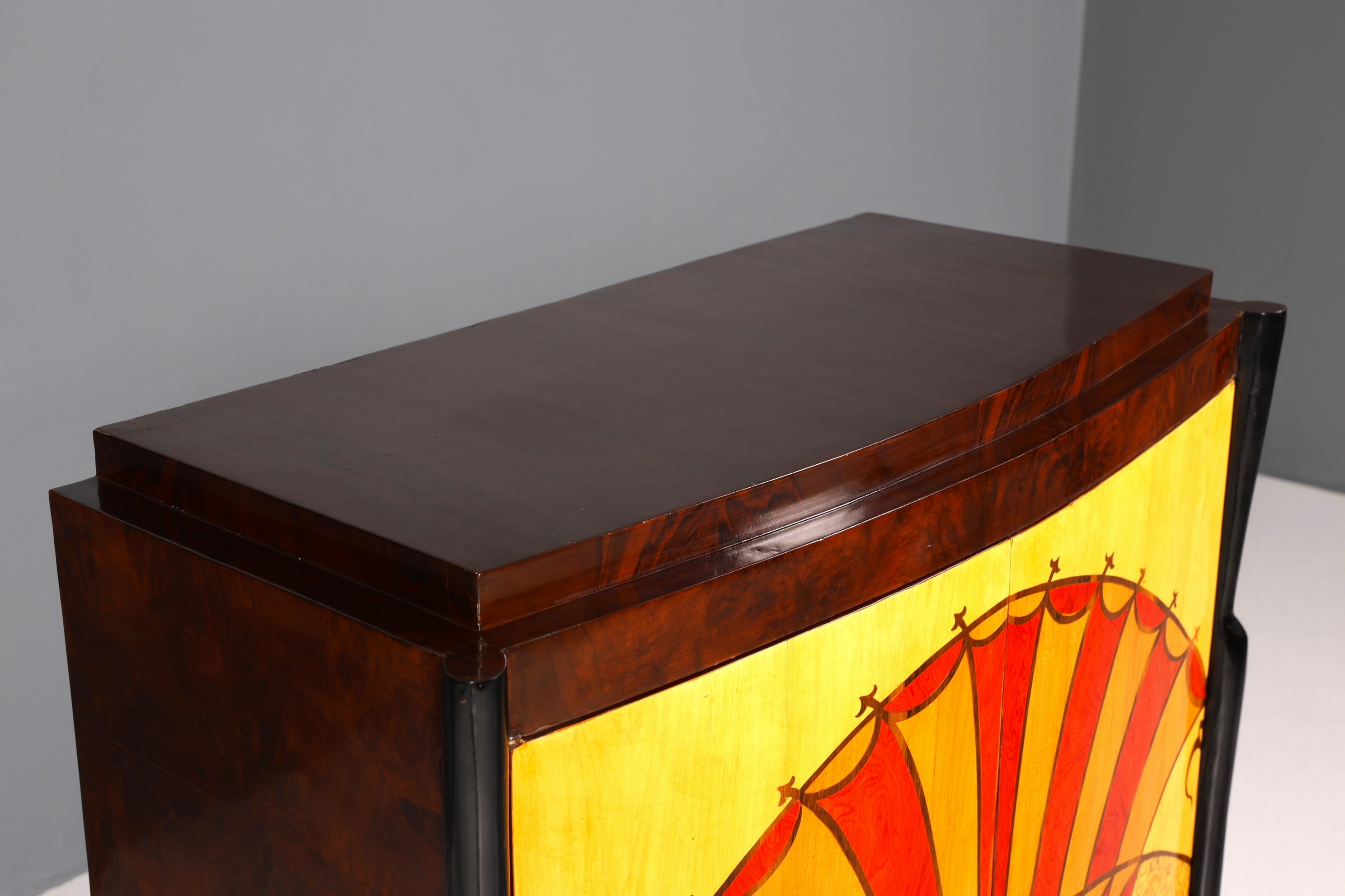 Traumhaftes Art Deco Stil Highboard Schrank Kommode Vertiko Sun Cabinet